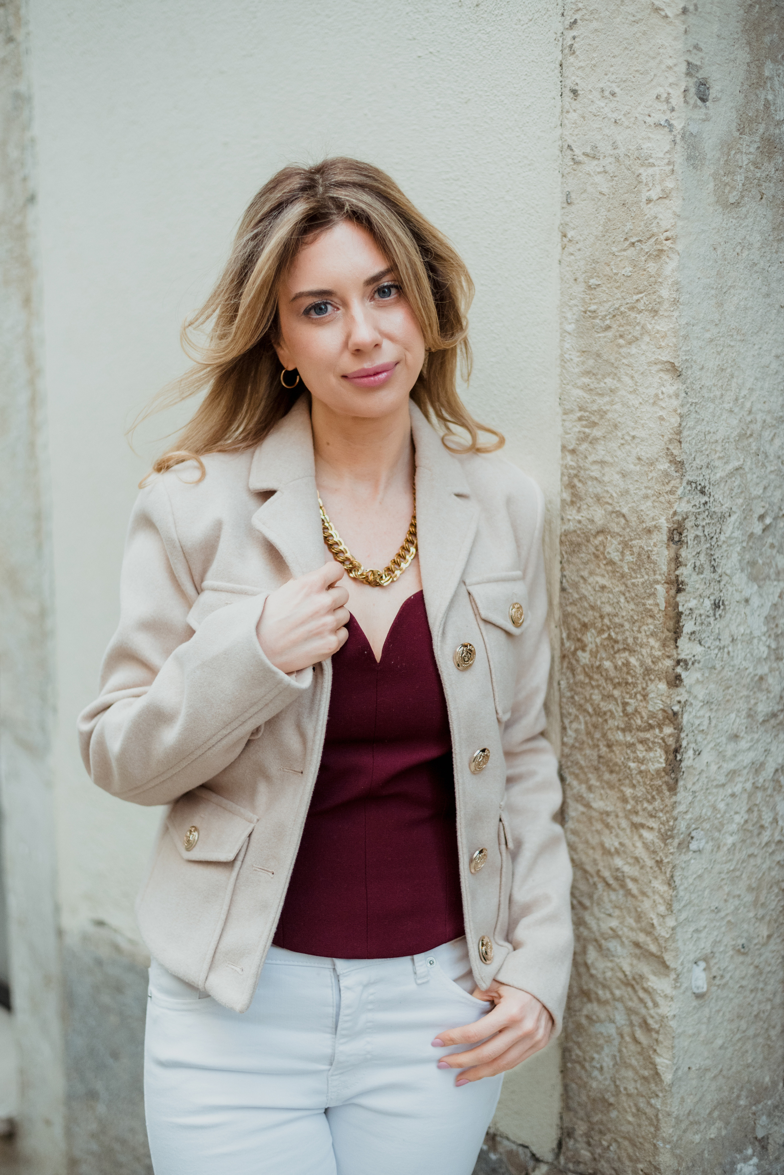 Emily. Lifestyle, wedding and family photographer