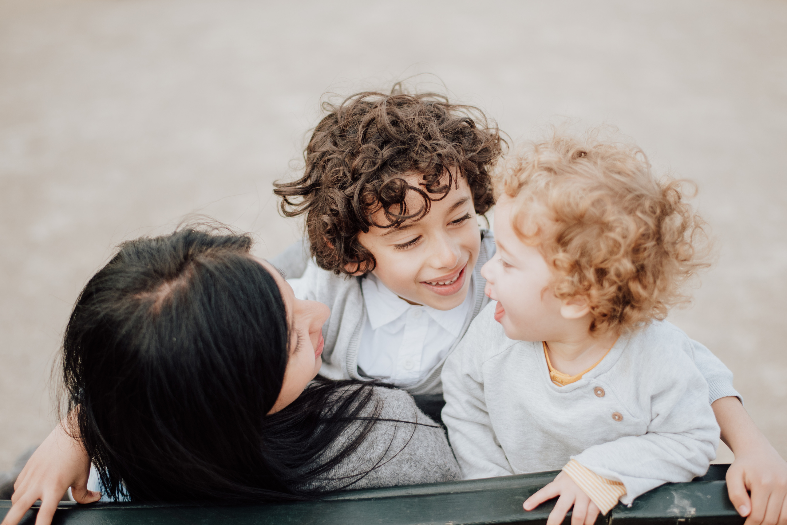 Solange and family. Lifestyle, wedding and family photographer