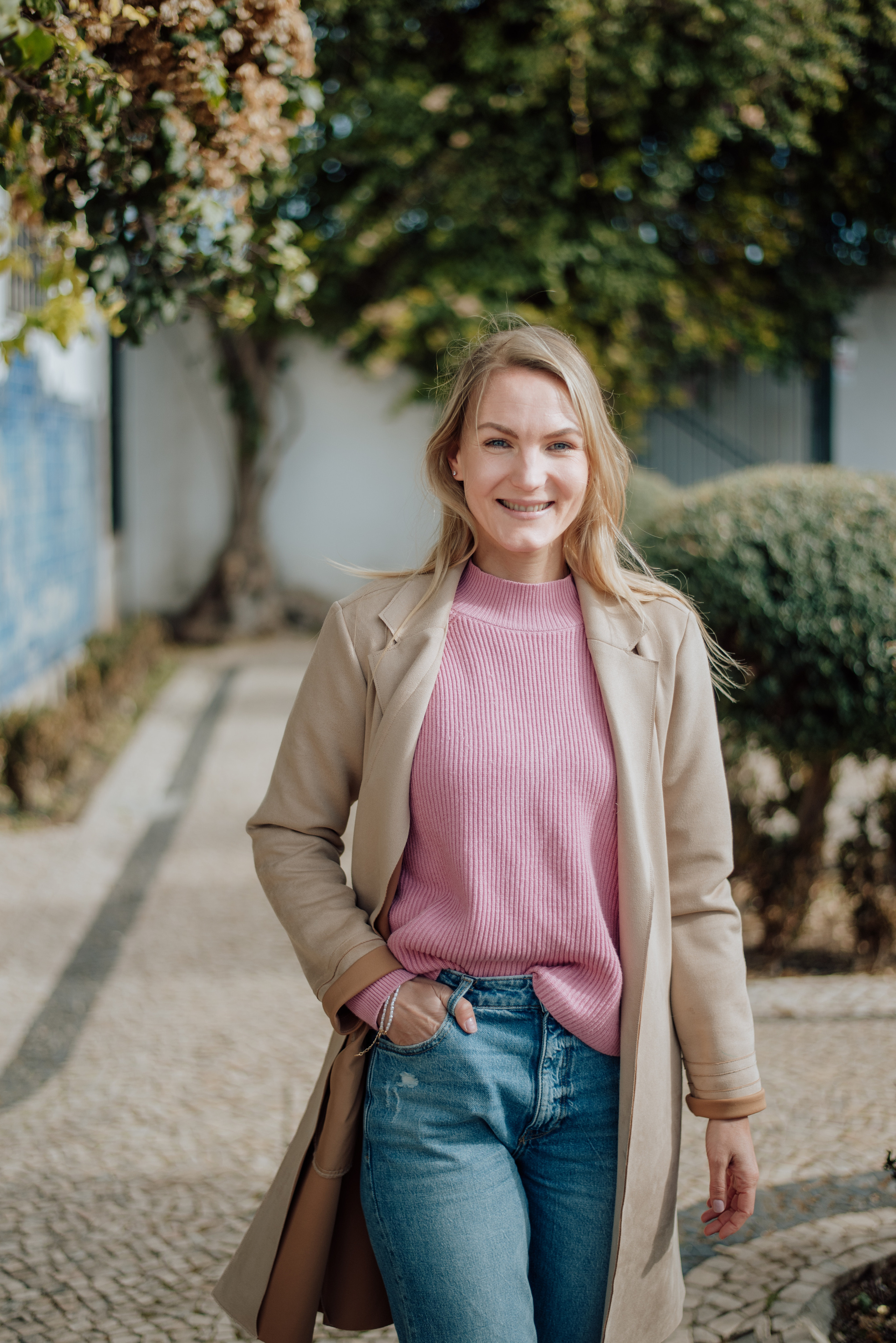 Maria. Lifestyle, wedding and family photographer