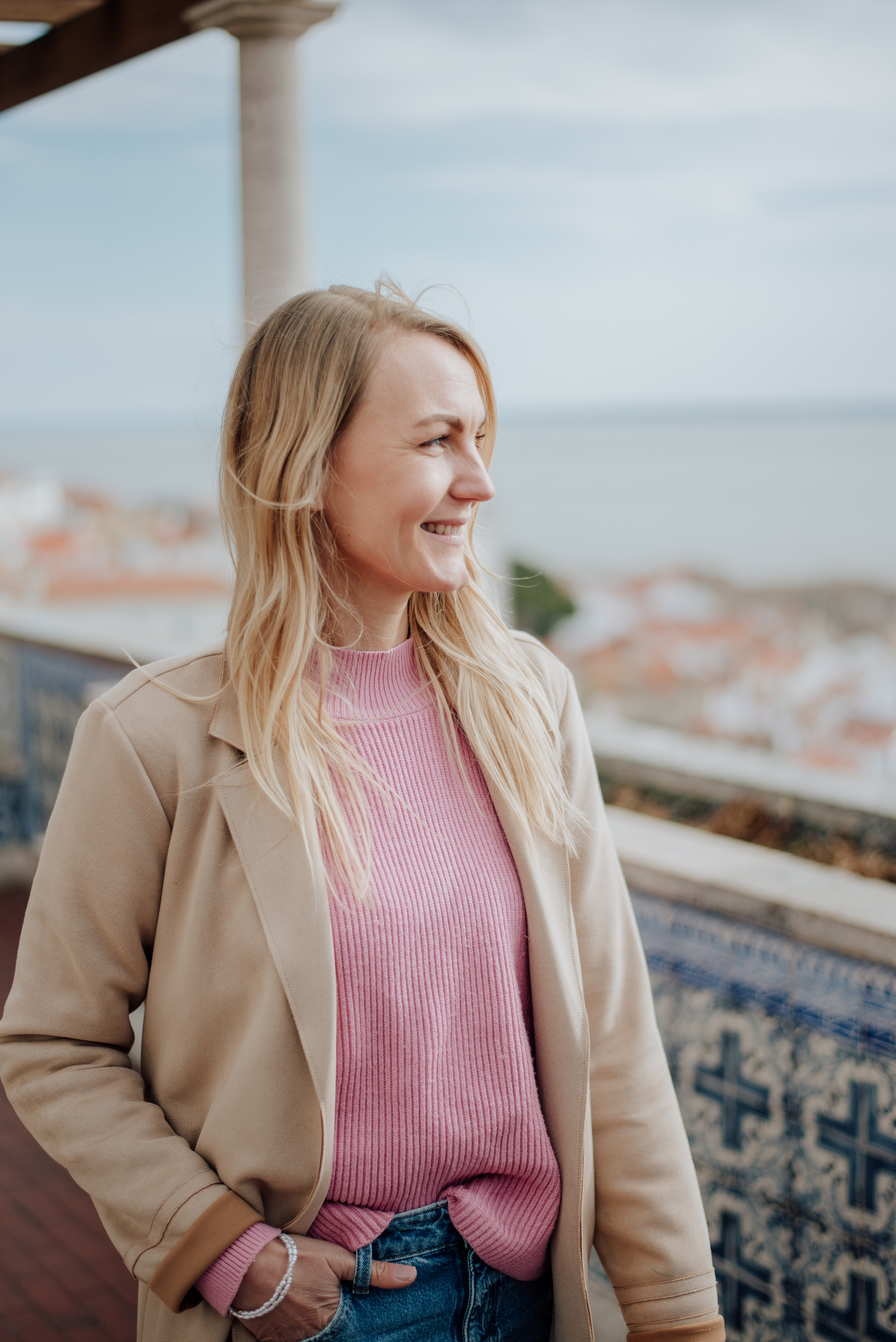 Maria. Lifestyle, wedding and family photographer