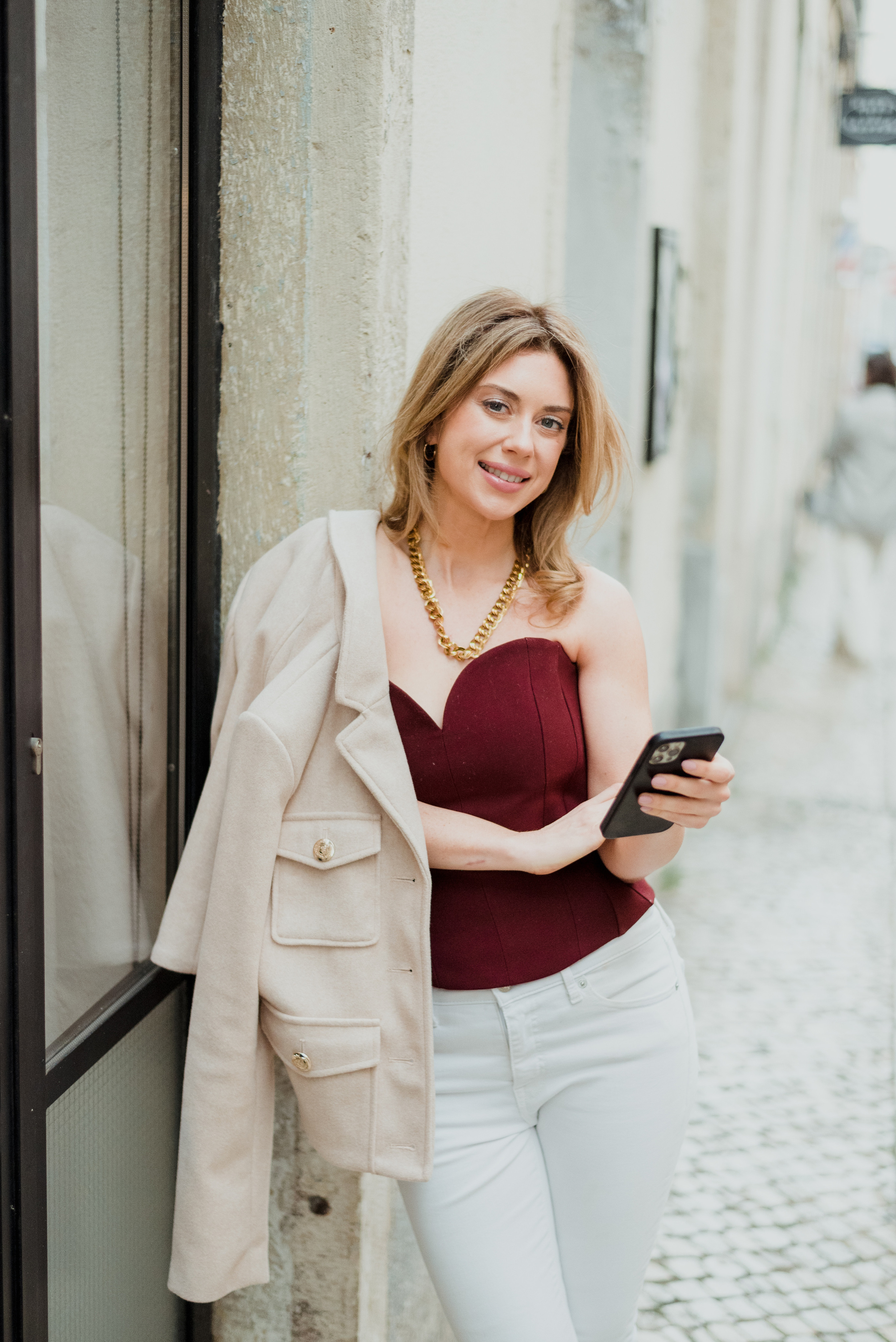 Emily. Lifestyle, wedding and family photographer