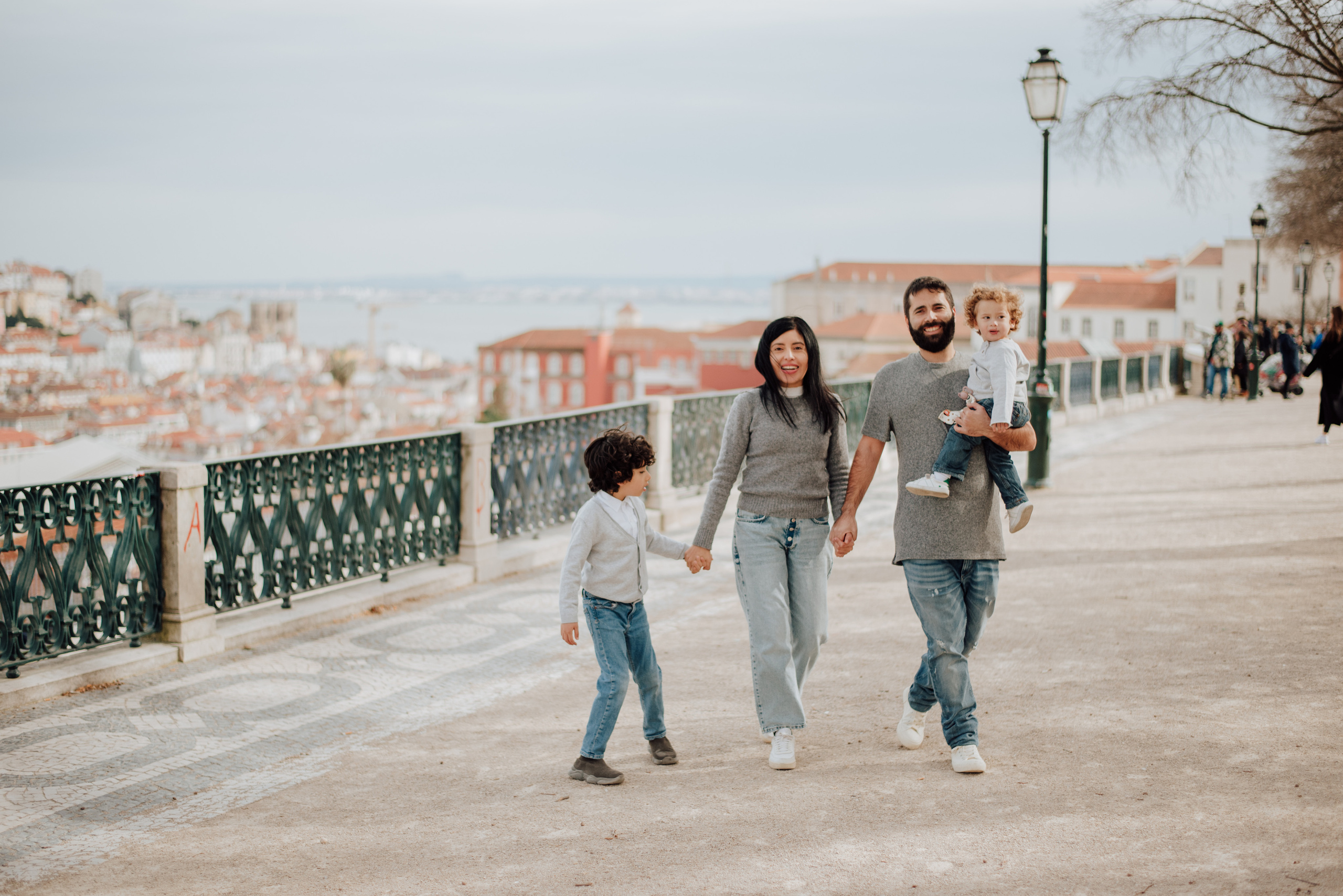Solange and family. Lifestyle, wedding and family photographer