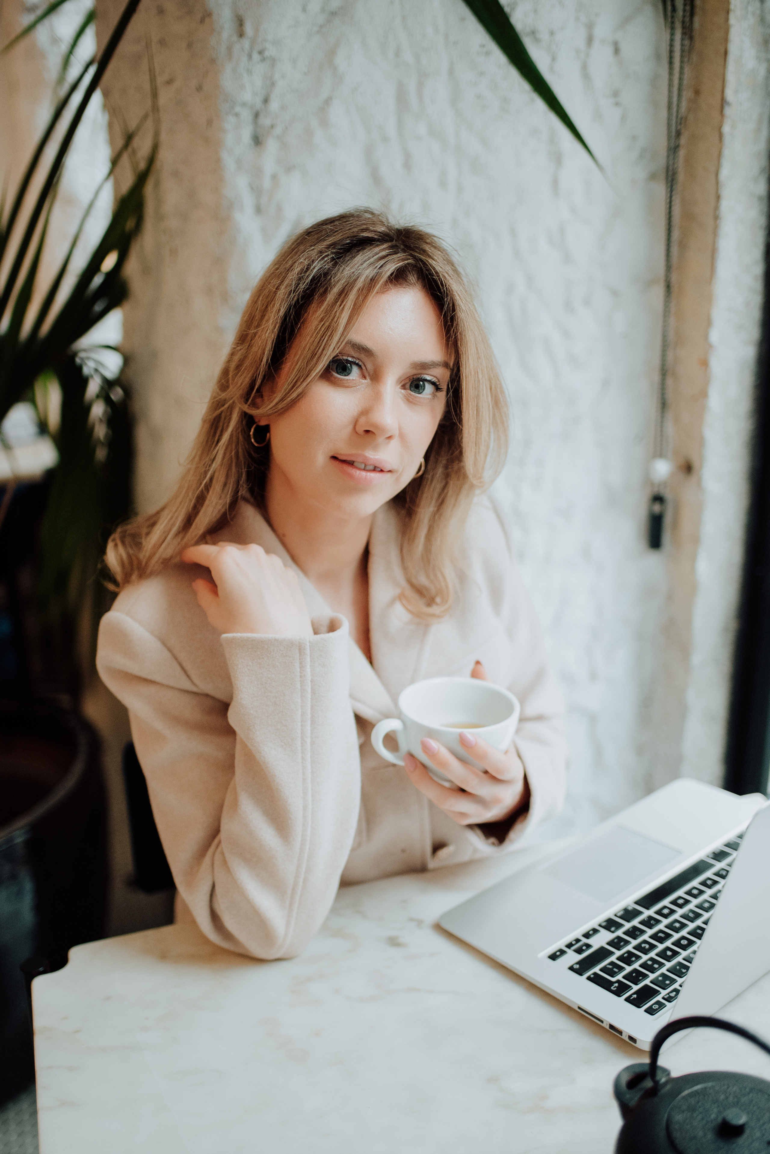 Emily. Lifestyle, wedding and family photographer