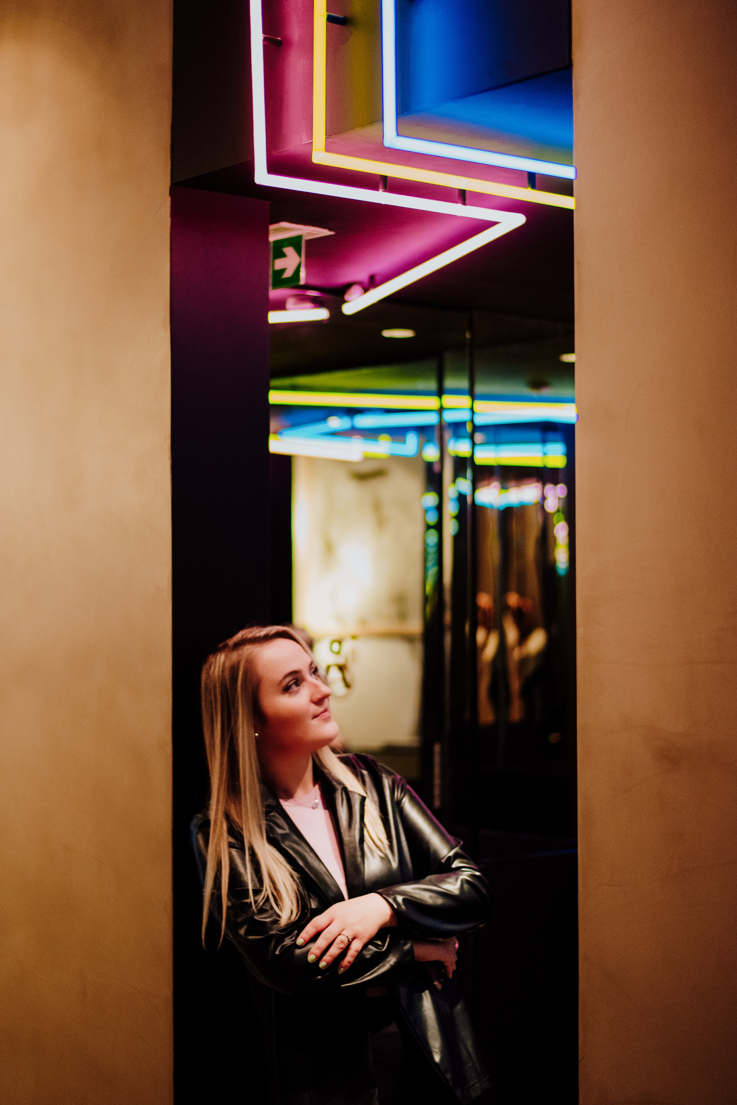 Bára. Lifestyle, wedding and family photographer