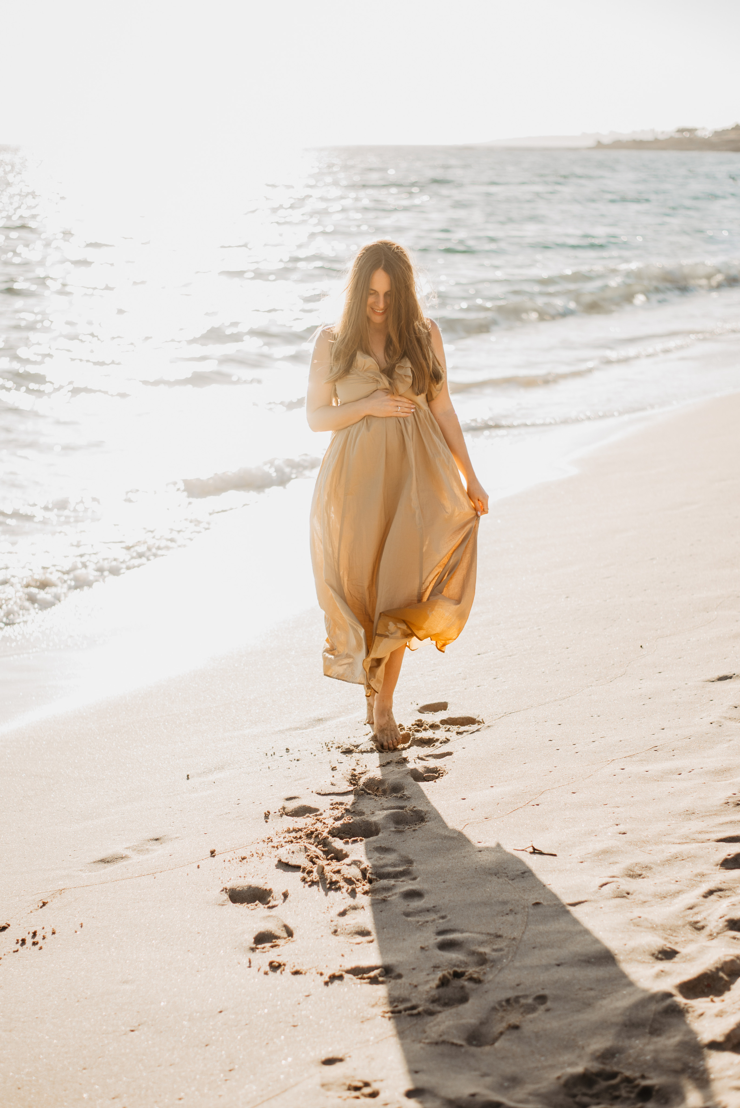 Couple beach photo section. Lifestyle, wedding and family photographer