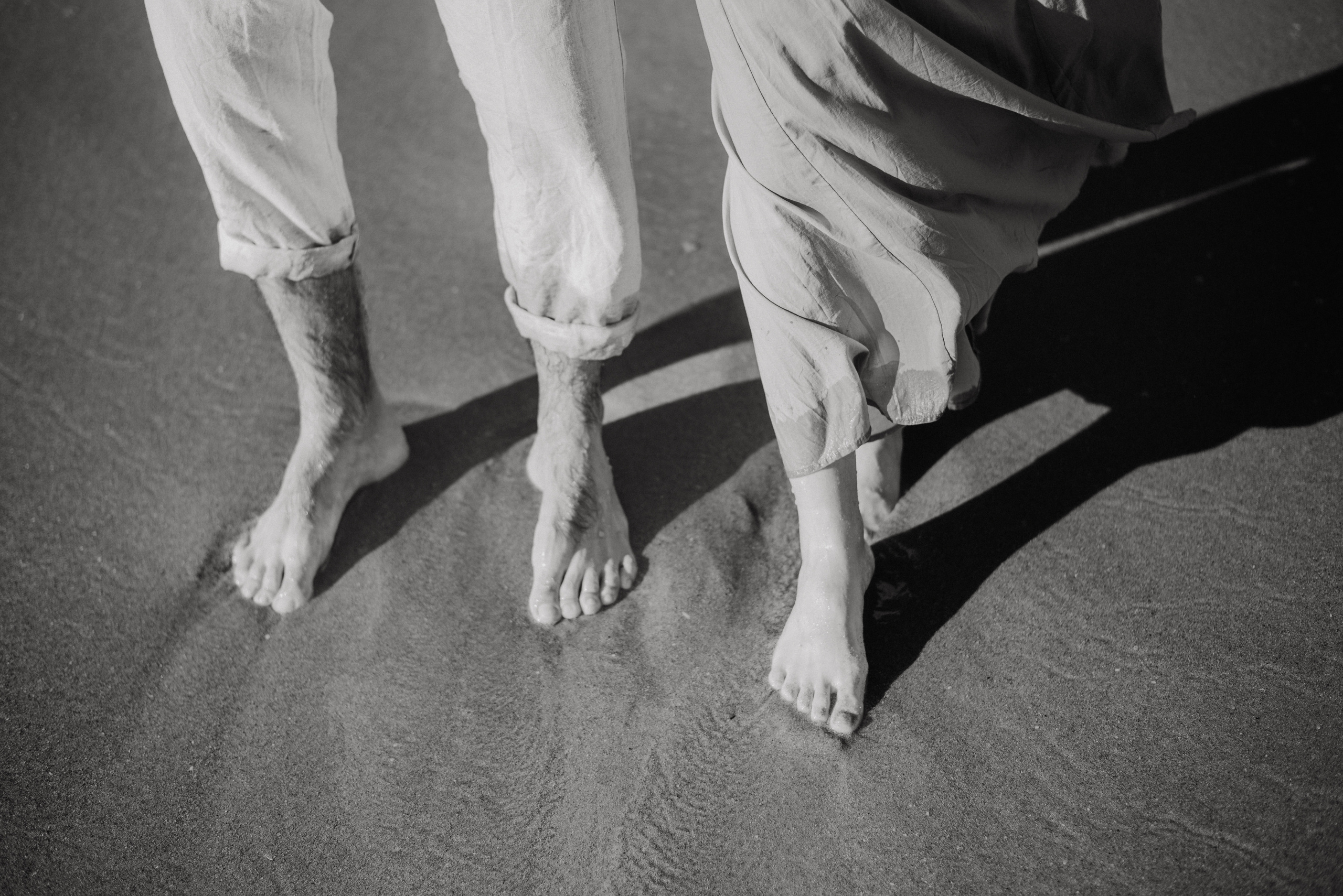 Couple beach photo section. Lifestyle, wedding and family photographer