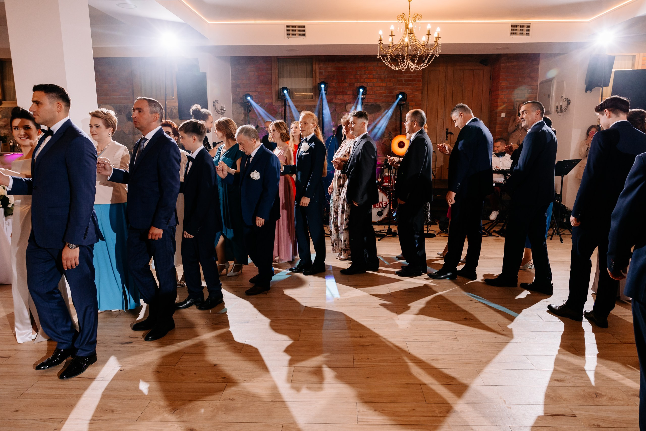 Wiki ♡ Przemek. Fotograf Ślubny Warszawa - Sesje Biznesowe Rodzinne Eventy