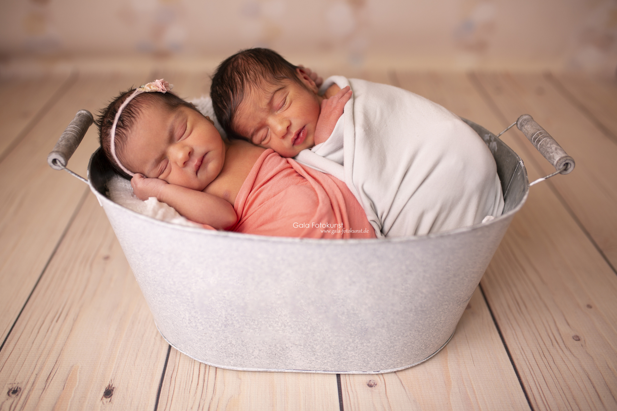 Neugeborene. Neugeborenen, Familien, Geschwister Fotografin aus Delmenhorst