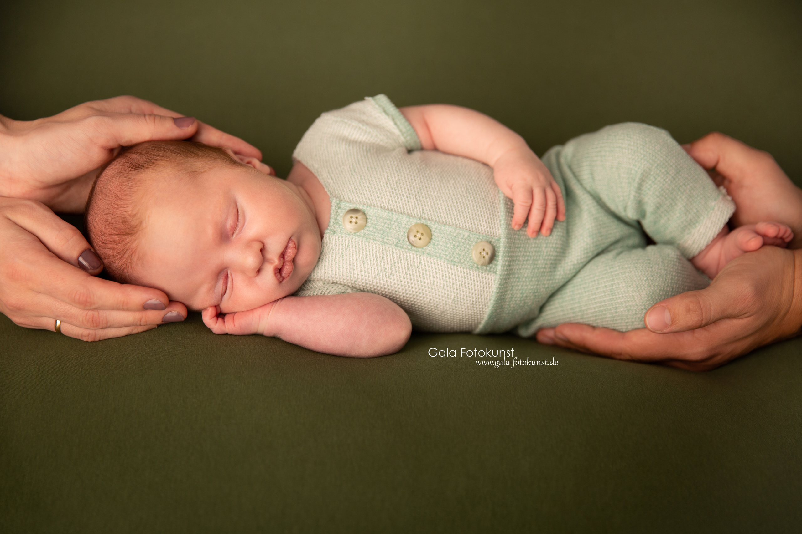Neugeborene. Neugeborenen, Familien, Geschwister Fotografin aus Delmenhorst