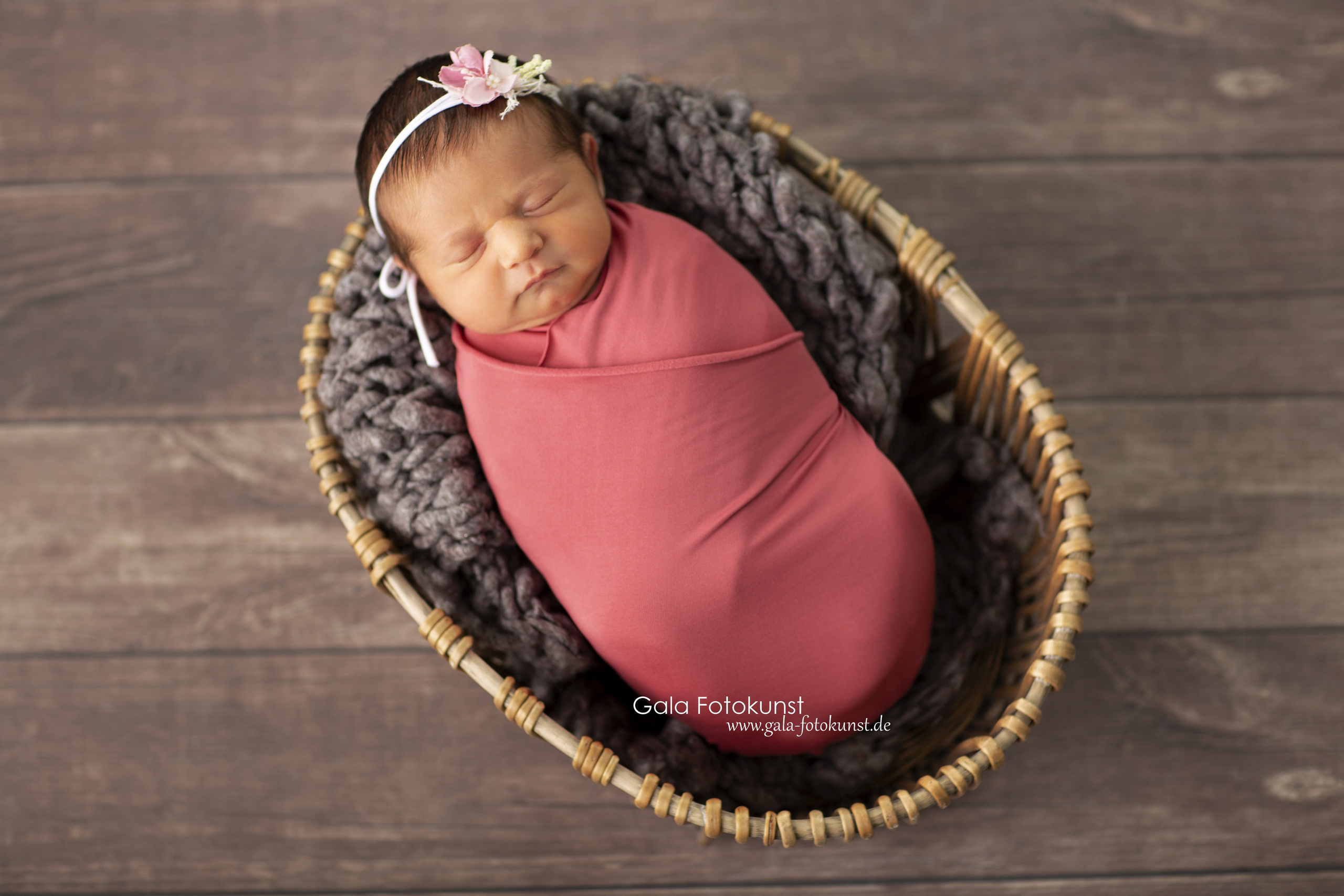 Neugeborene. Neugeborenen, Familien, Geschwister Fotografin aus Delmenhorst