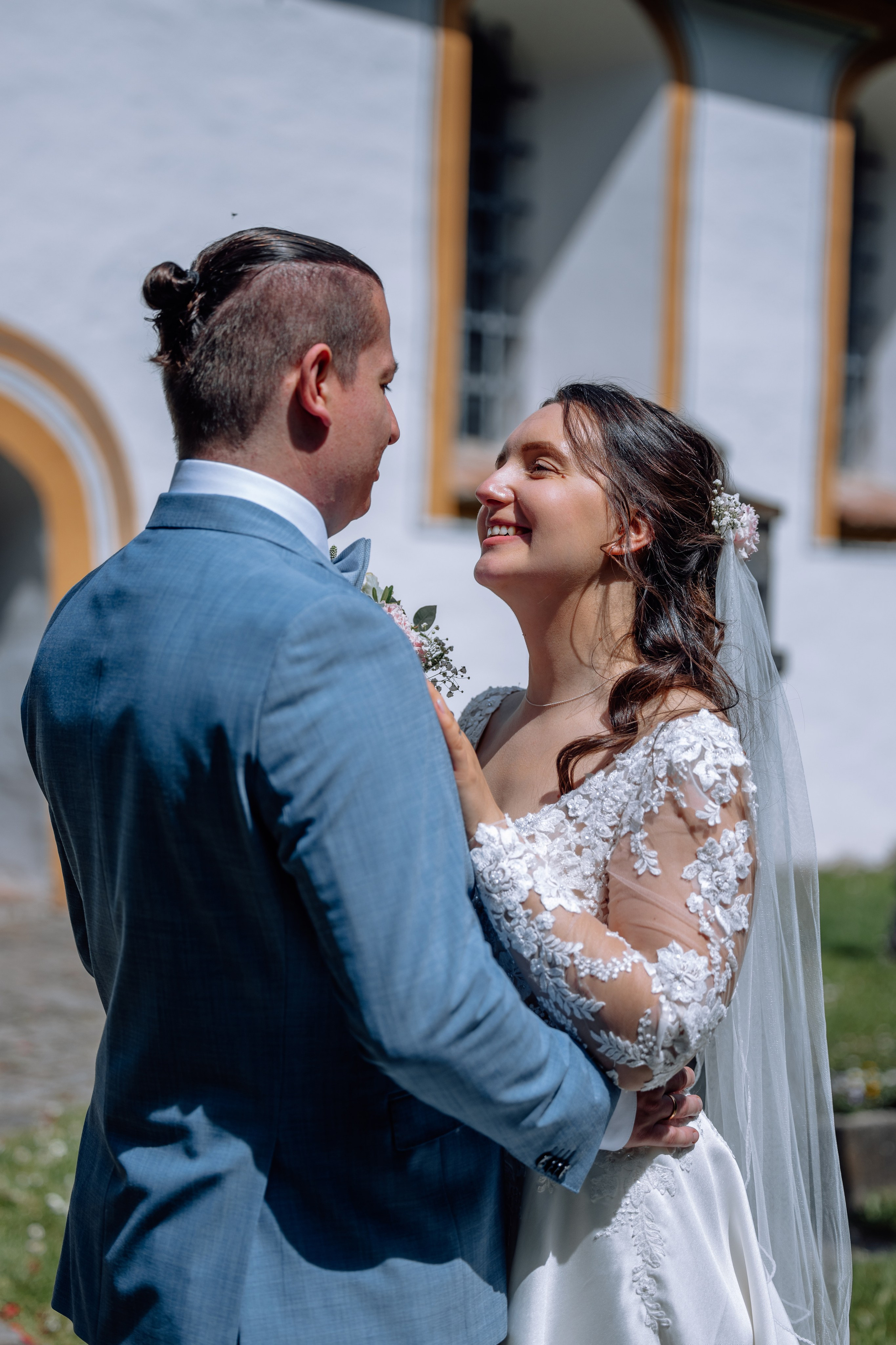 Trauung und Taufe: Heilig-Kreuz-Kirche. Hochzeitsfotograf München Taufe Familienfotograf Tanja Mauke
