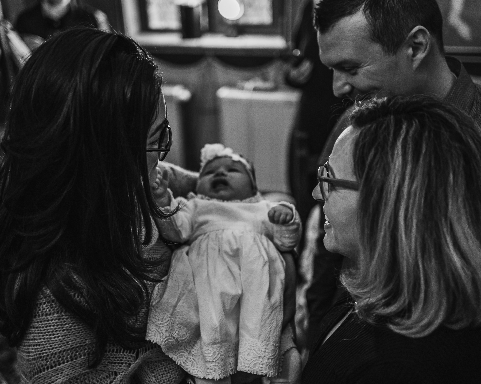 Fotograf de Botez în București- Mihai Popa Fotograf. Fotograf Nuntă & Botez București - Mihai Popa | Dincolo de oameni, imortalizez emoții!