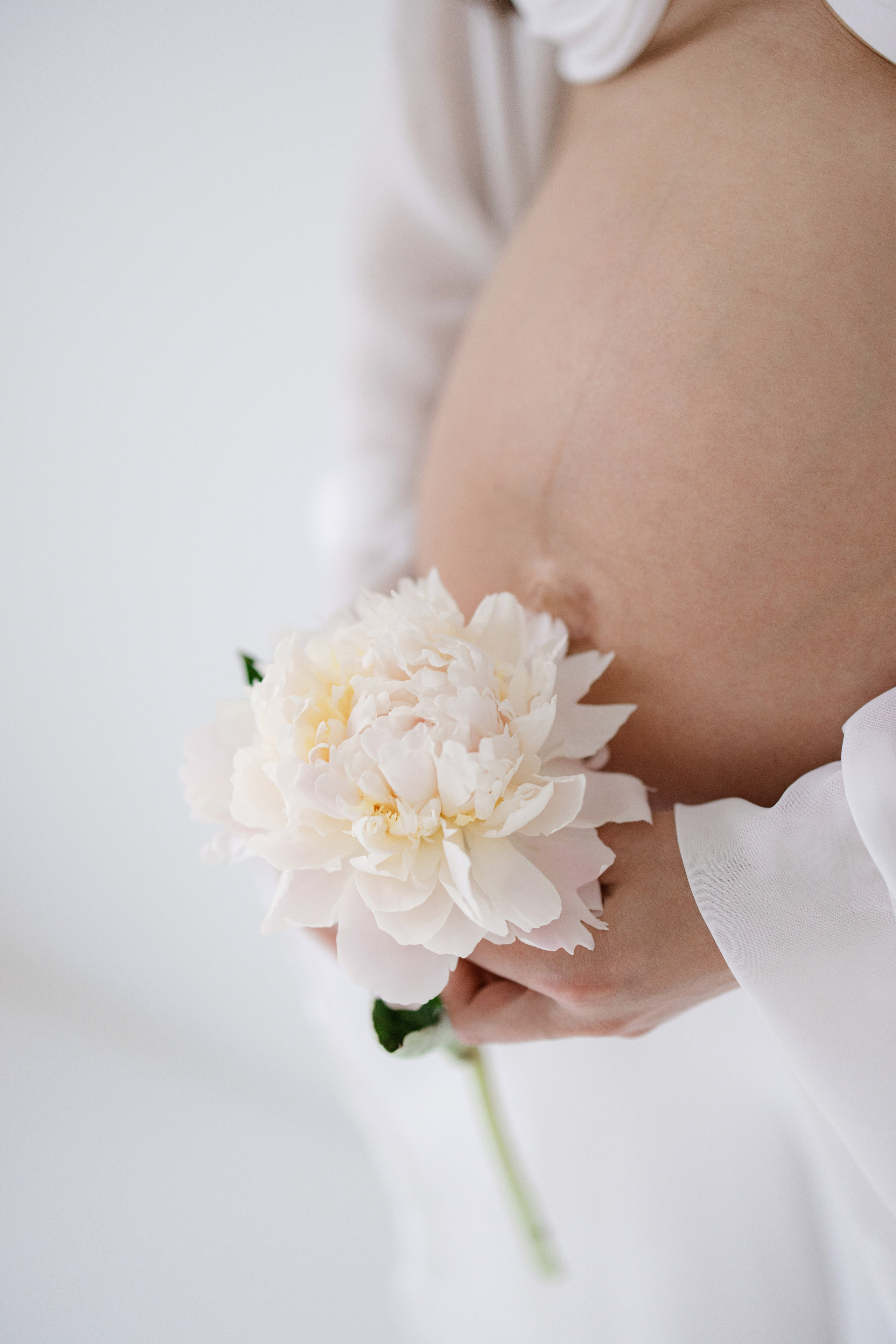 Zeitlose und moderne Schwangerschaftsfotografie in Zürich & Uster — natürlich, unkompliziert und ohne Kitsch. Wedding and Family Photographer Switzerland and Italy. Valeria Diaz