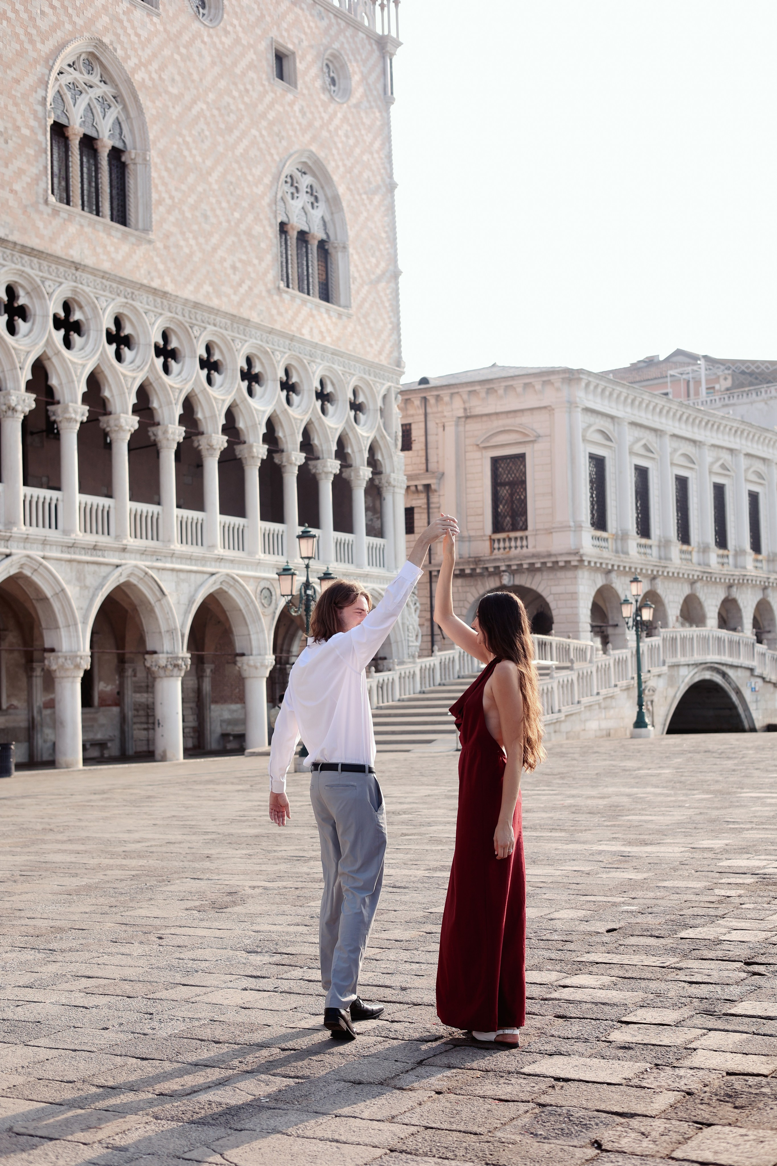 elegant couple in Venice