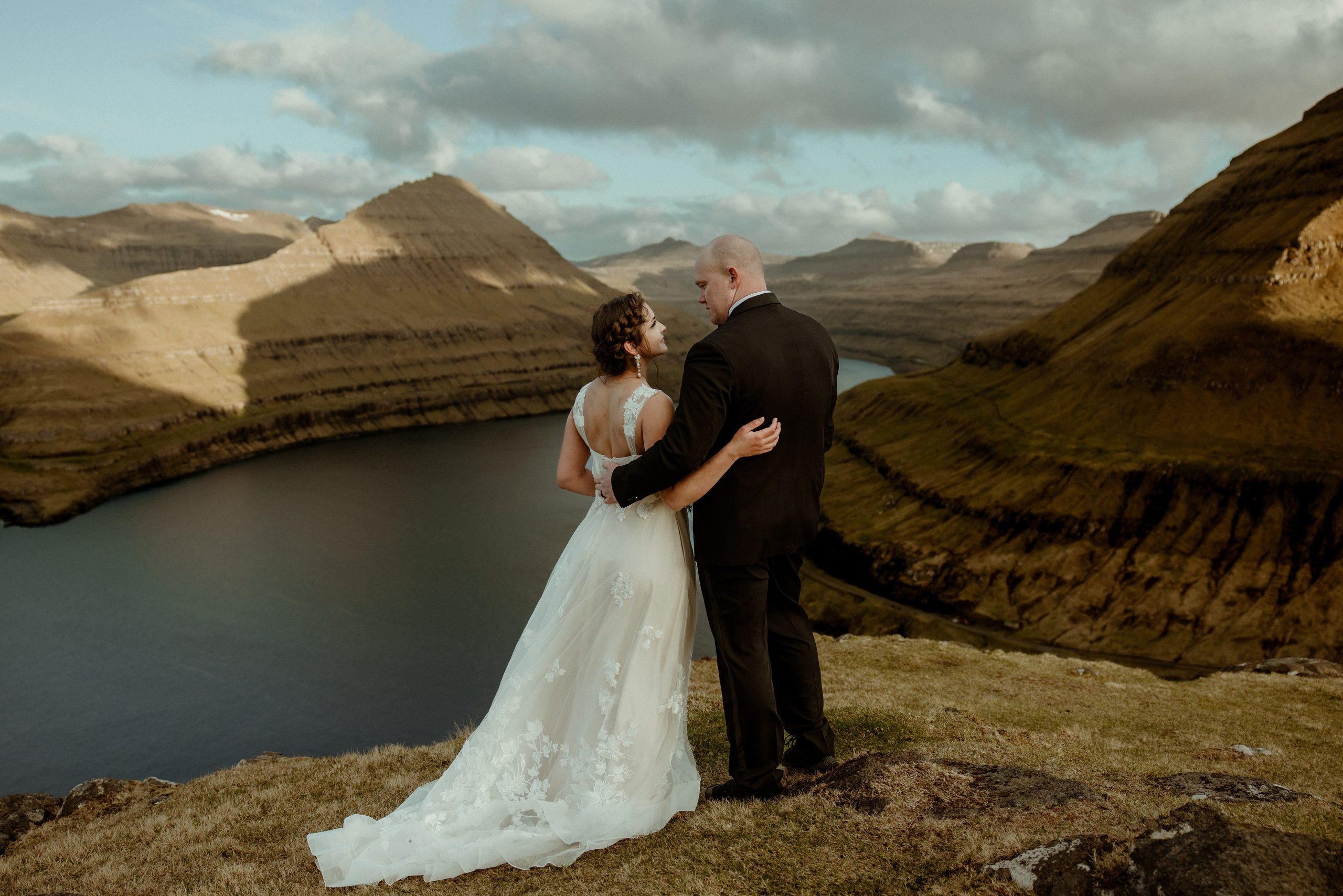 Faroe Islands elopement | Adventure wedding in Faroe Islands. Iceland elopement photo and video | Nikolaichik Photo