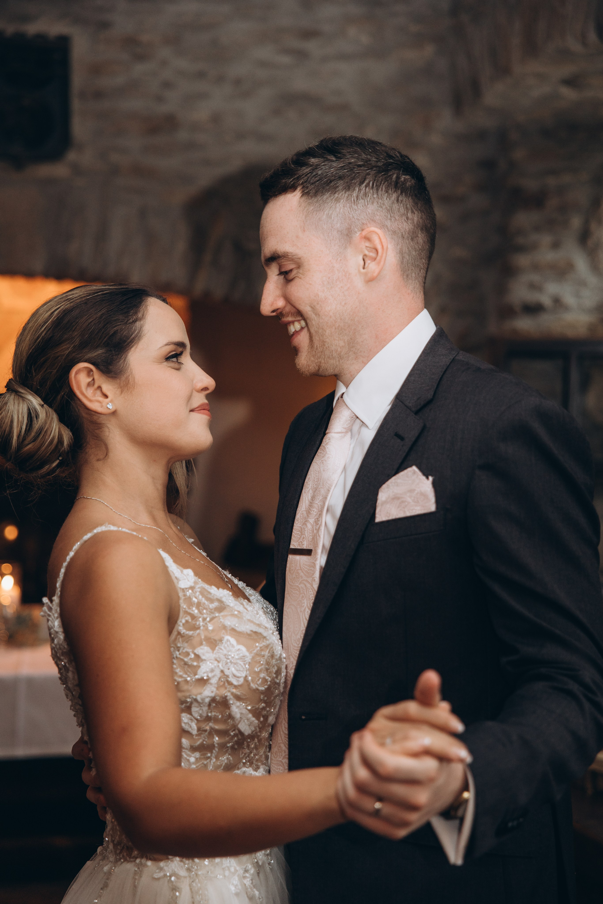 Chloé & Tom. Eugenie Smirnova — wedding, corporate and lifestyle photographer in Toulouse and Southwest France