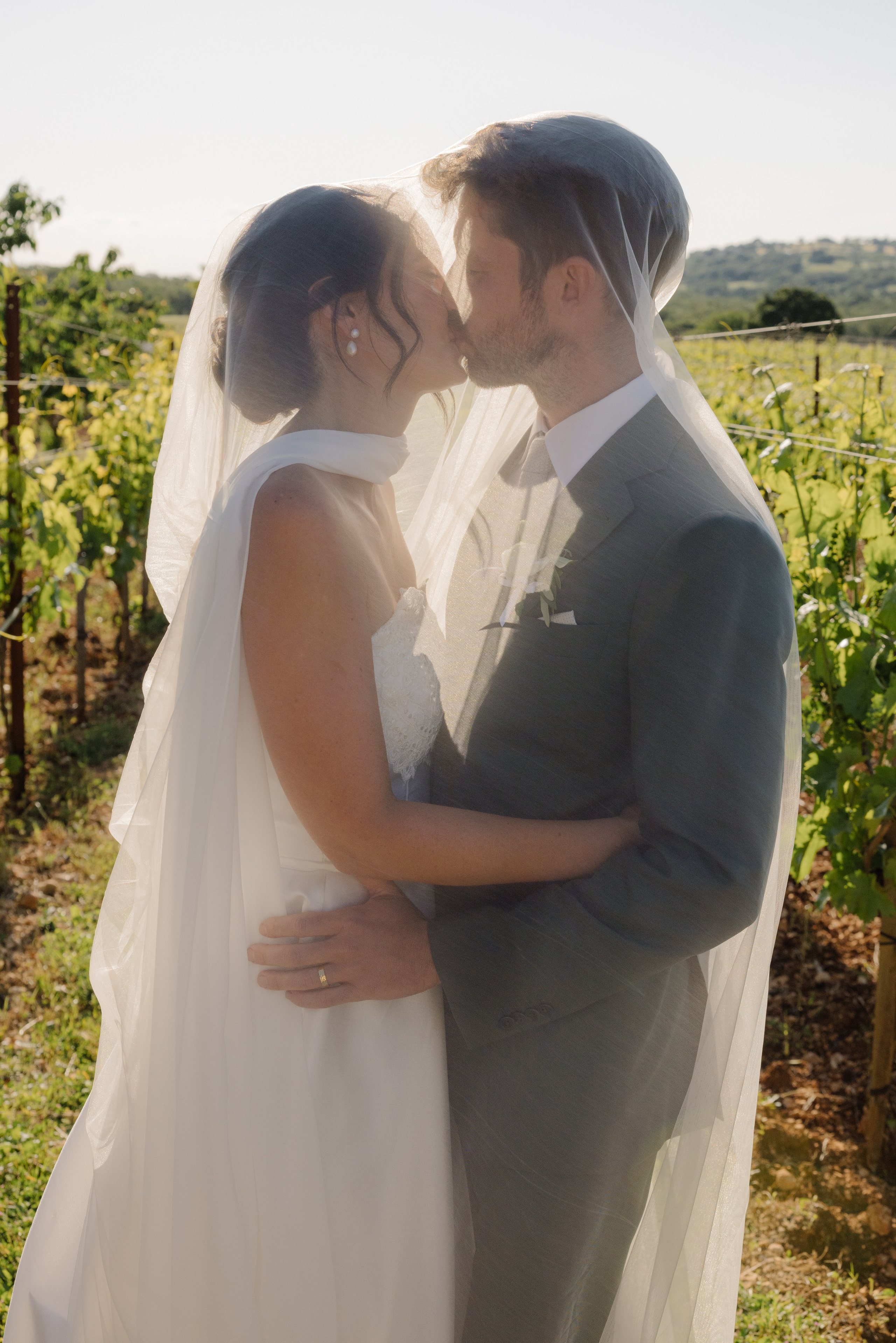 2. Весільний фотограф Вікторія Саврук