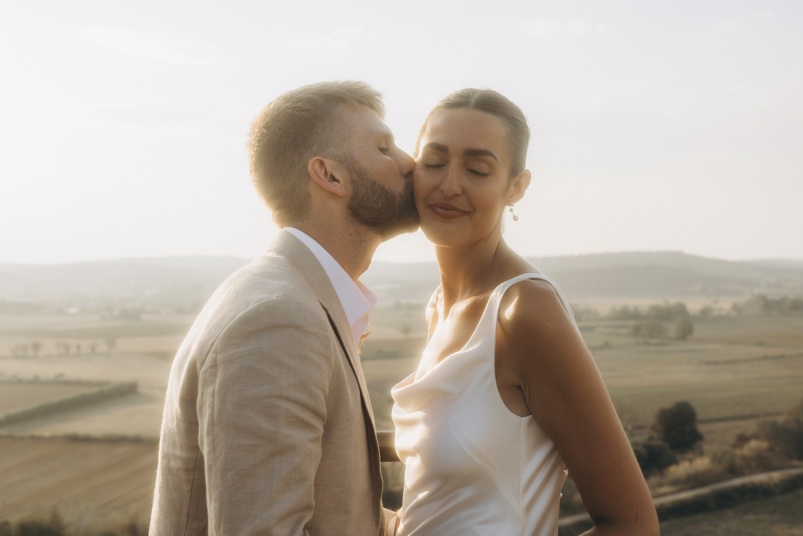 Lauren & Jamie. Hotel Castell d’Emporda. Paola wedding photographer / videographer in Barcelona