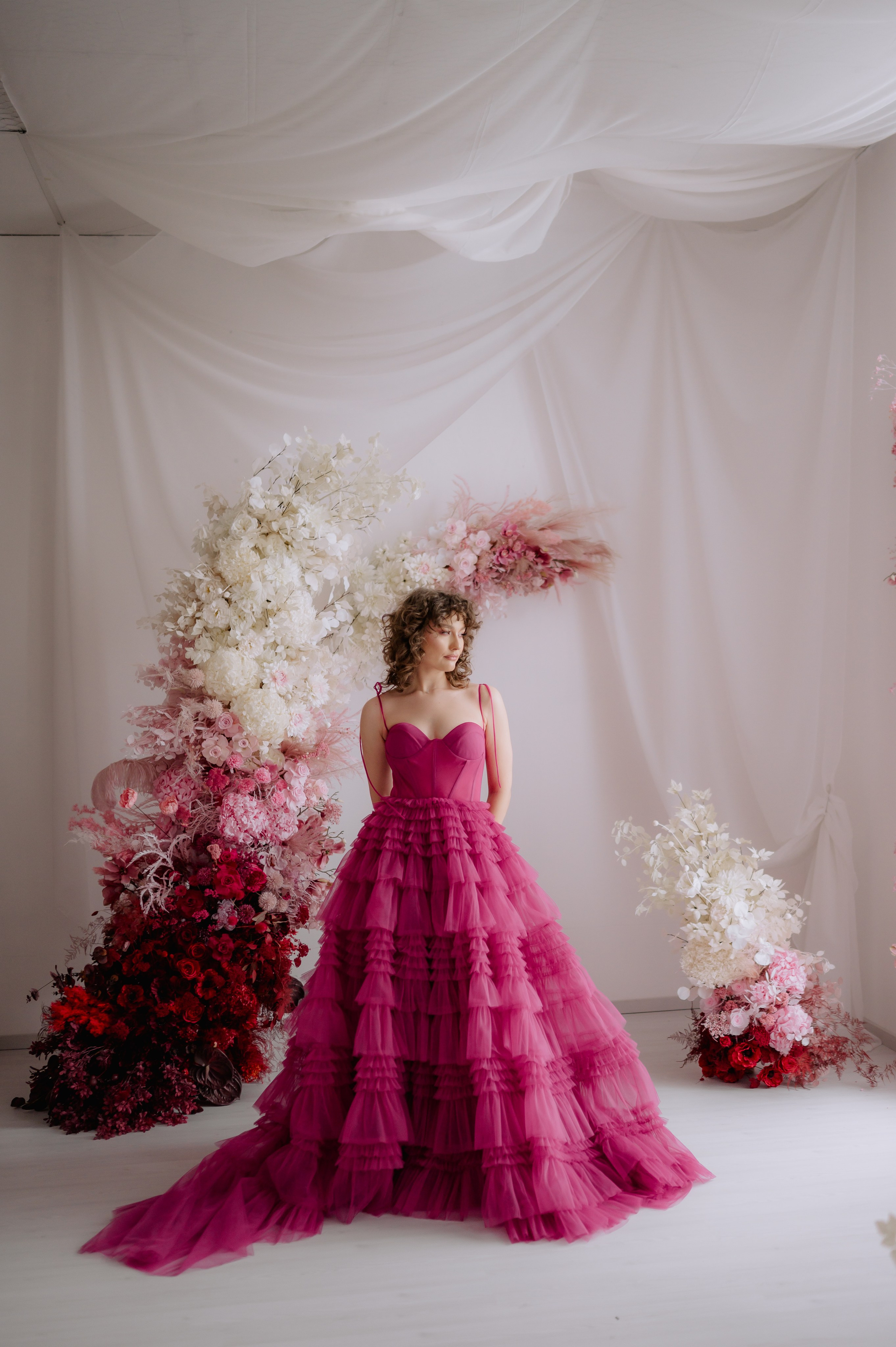 Fotografii in studio. Proud Vision Weddings | Wedding Photography & Film — Servicii profesionale Foto Video Nunta Iasi