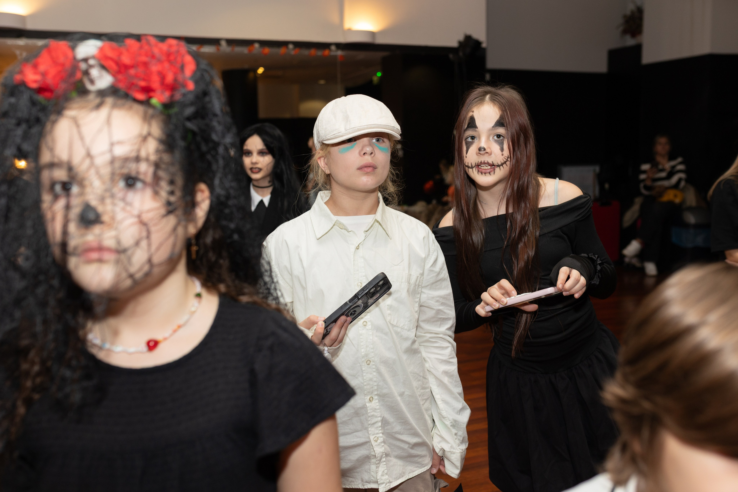 Leo dance studio Helloween 2025. Семейный и детский фотограф в Варшаве Мила Бобровская