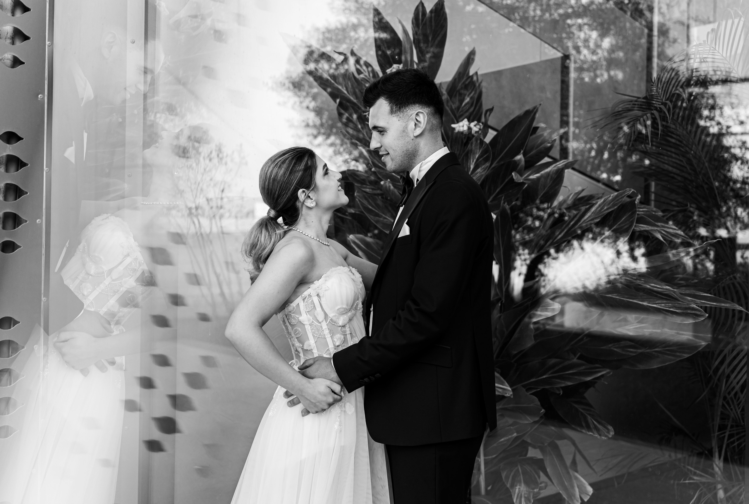 Fotograf de nunta Constanta. Servicii foto video Constanta. MCM Happy Studio – Fotograf & Videograf Evenimente | Nuntă & Botez