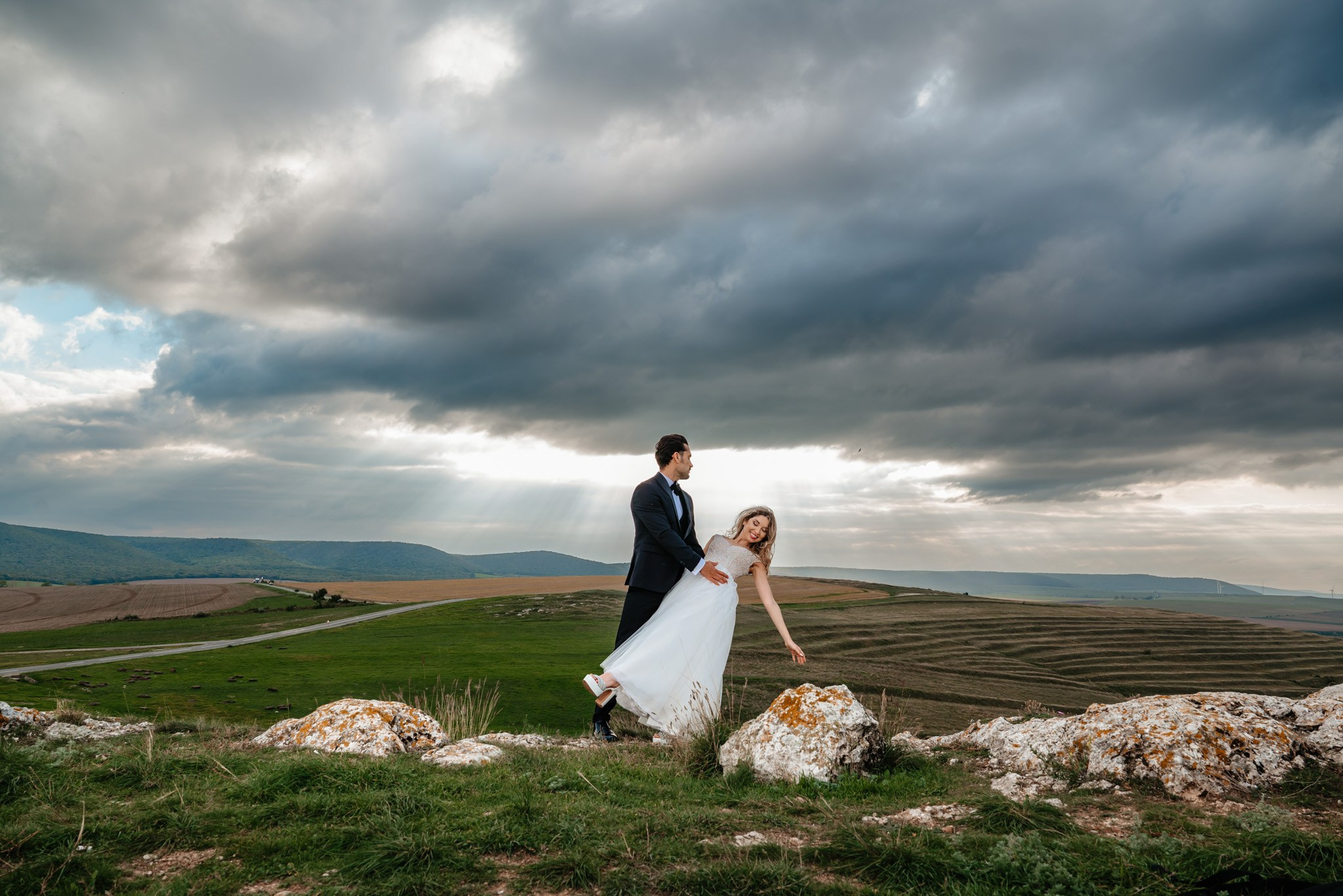 Alexandra & Robert. Www.besttalesstudio.com