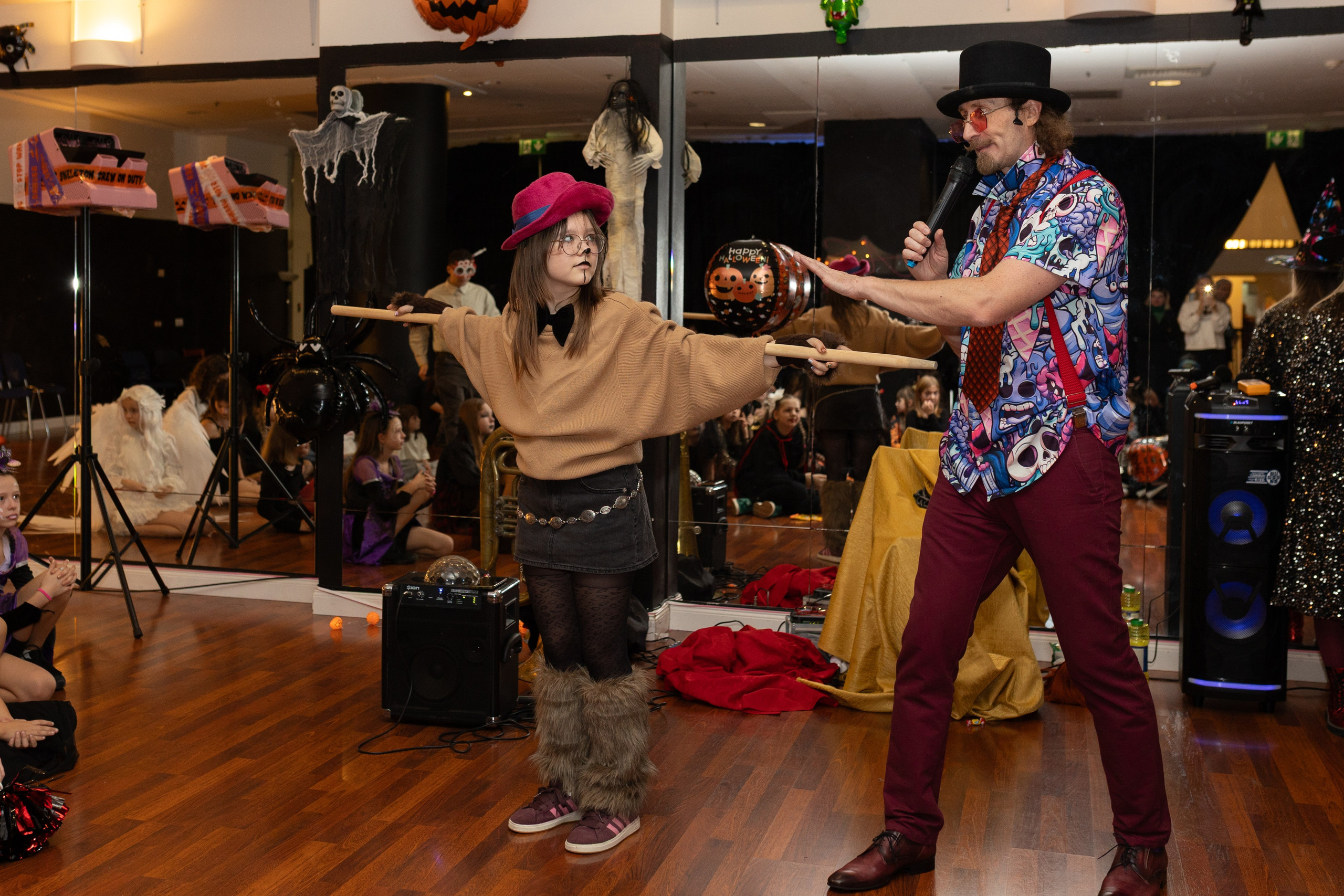 Leo dance studio Helloween 2025. Семейный и детский фотограф в Варшаве Мила Бобровская