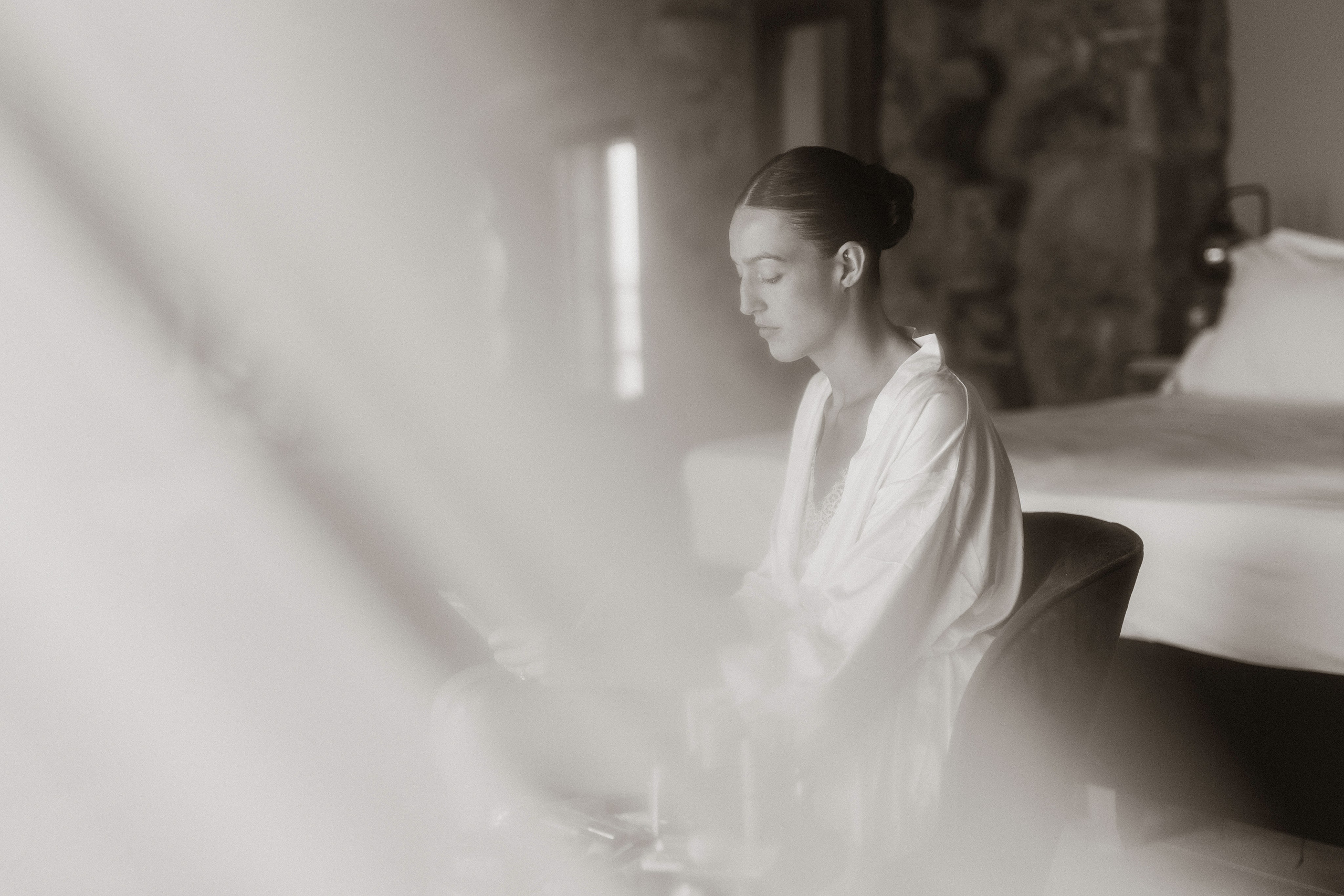 Lauren & Jamie. Hotel Castell d’Emporda. Paola wedding photographer / videographer in Barcelona