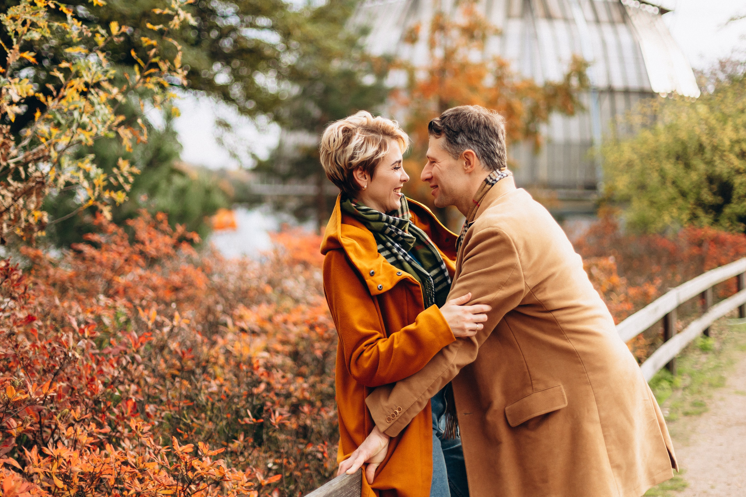 Autumn love. Wedding and Family Photograph