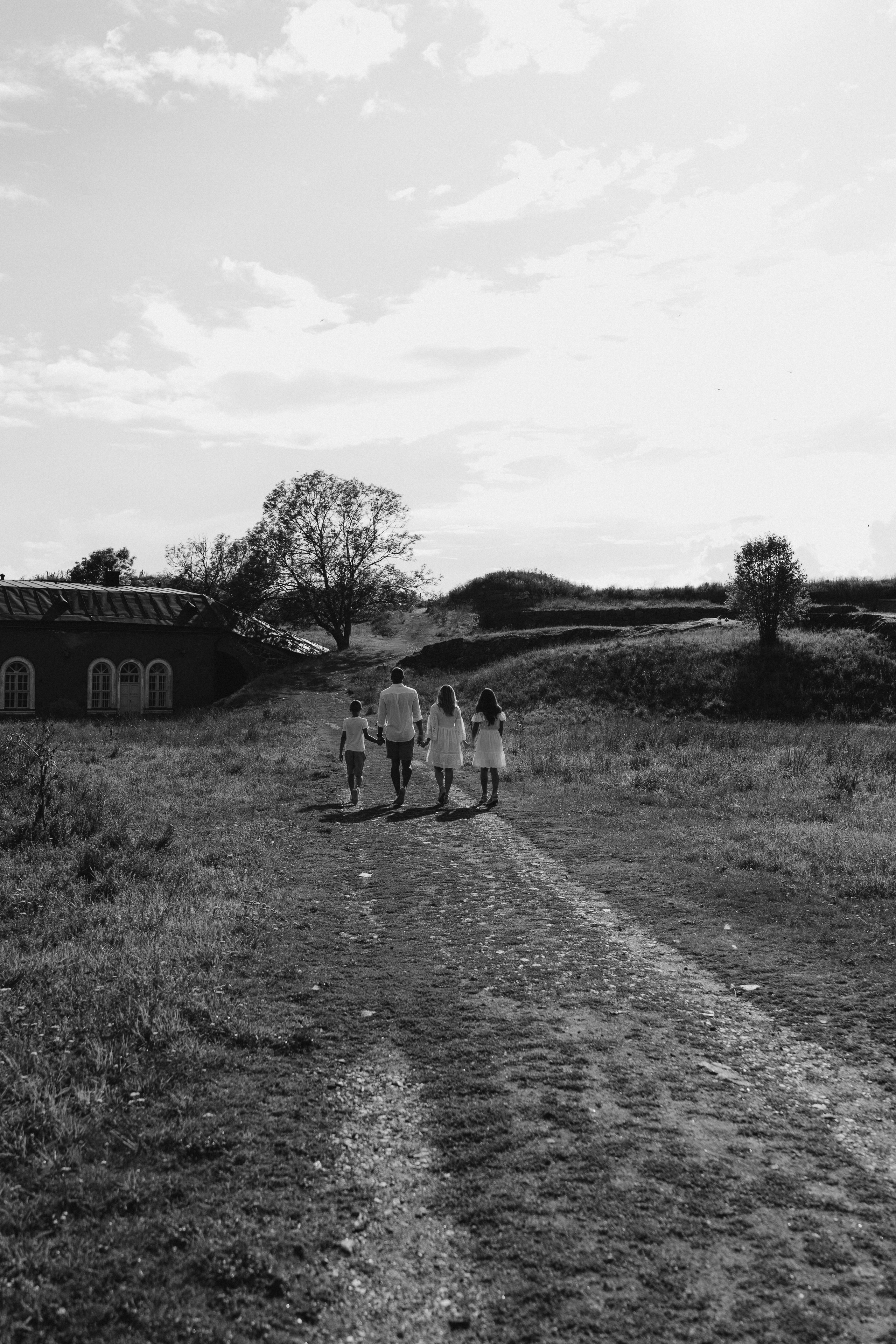 Suomenlinna. Wedding and portrait photographer in Helsinki Vickan O