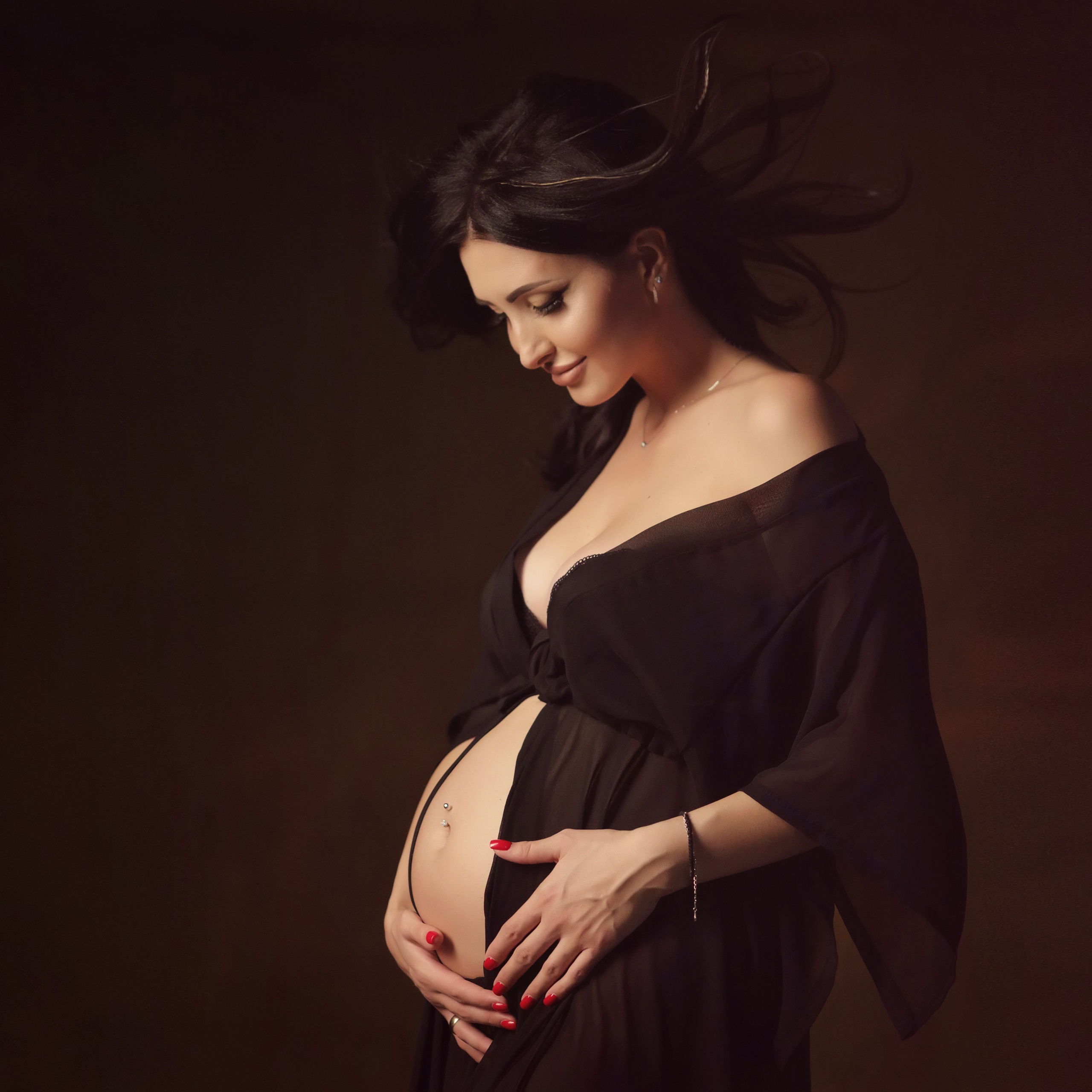 Pregnancy. Luxury wedding, portrait, family photographer over Europe