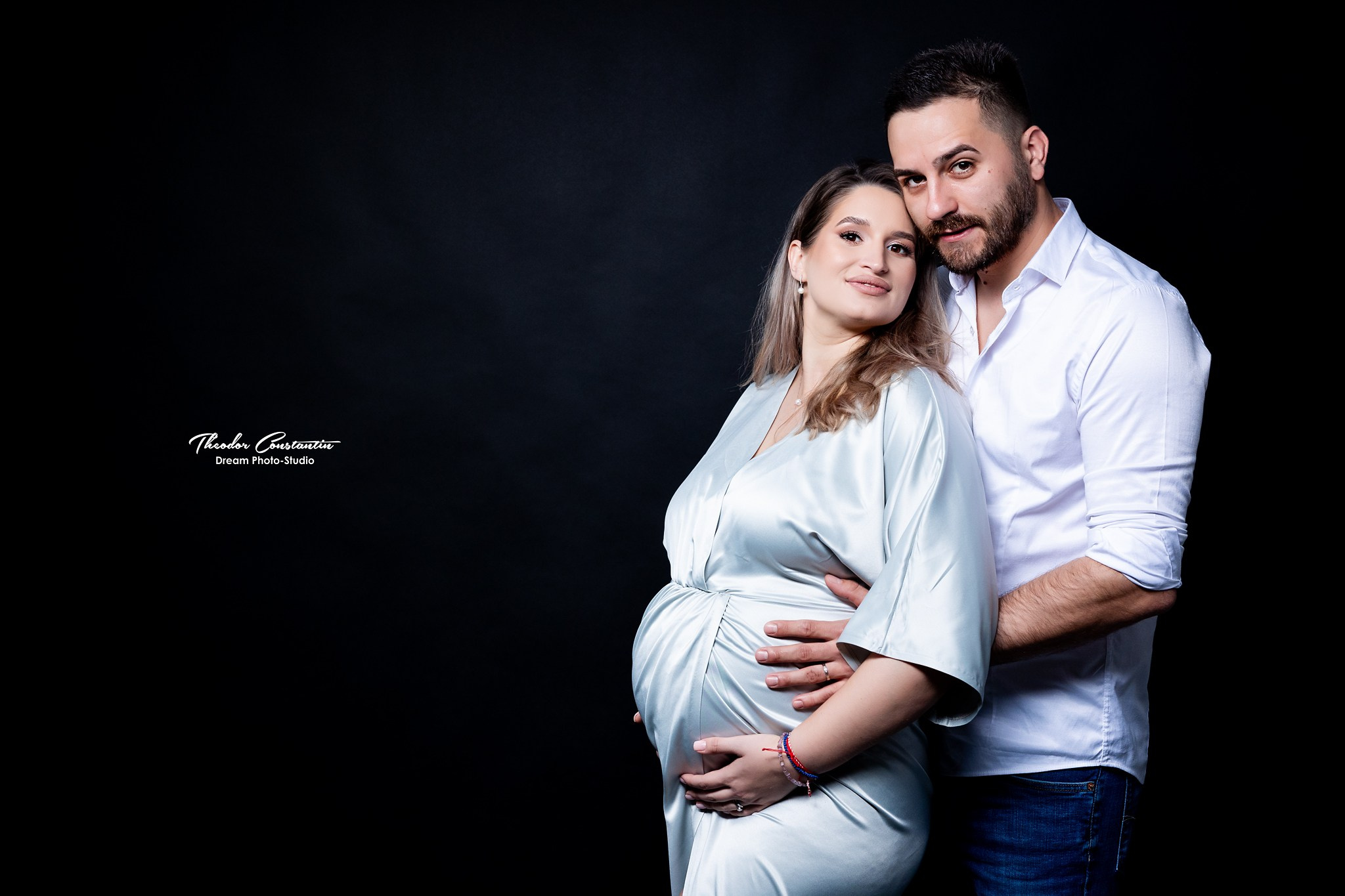 Studio. Dream Studio Galați – ședințe foto profesionale pentru familie, portrete și evenimente