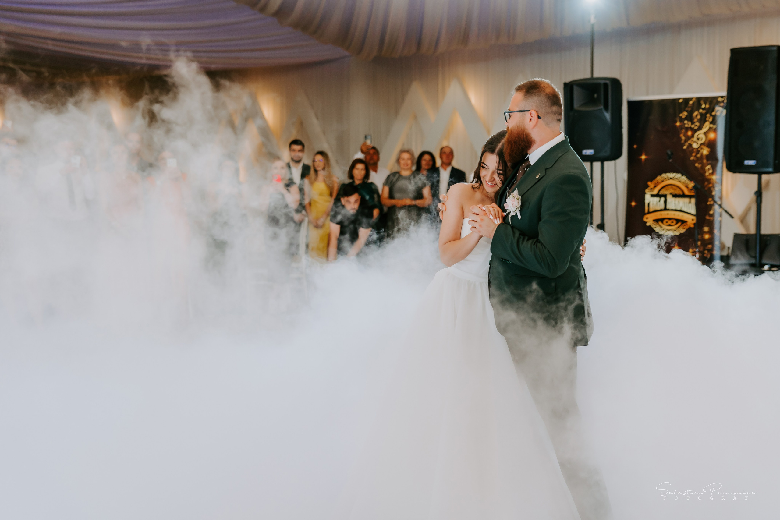 Andreea & Mădălin. Sebastian Purusniuc Fotograf - Iasi