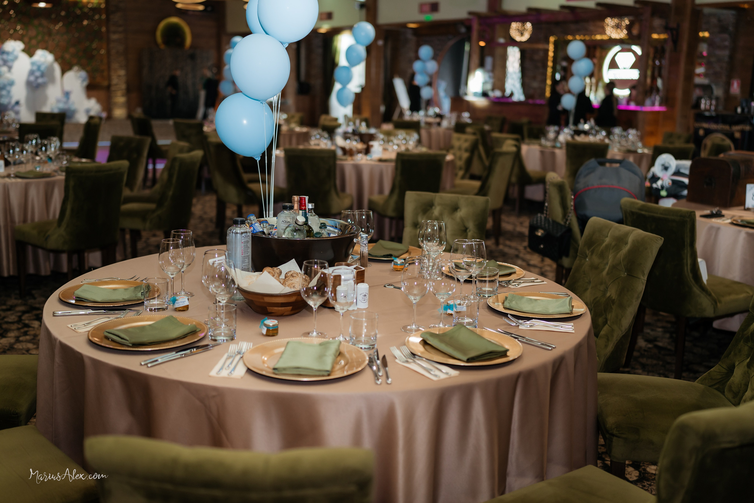 Botezul micutului Victor Dragos. Marius Alex fotograf de eveniment si portret din Suceava