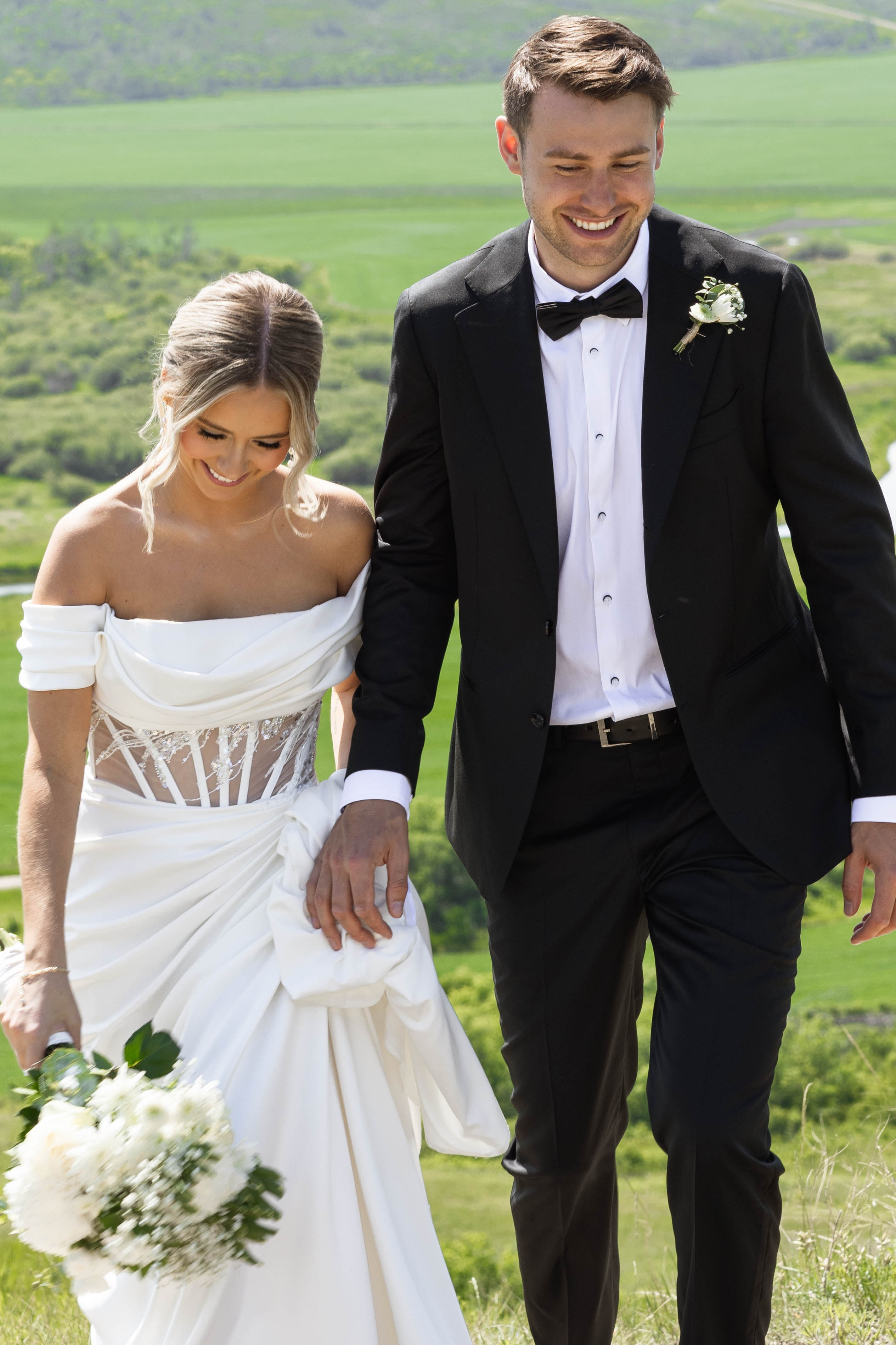 Beautiful Lakeside Wedding Photography. Wedding photography and videography in Regina, Saskatchewan