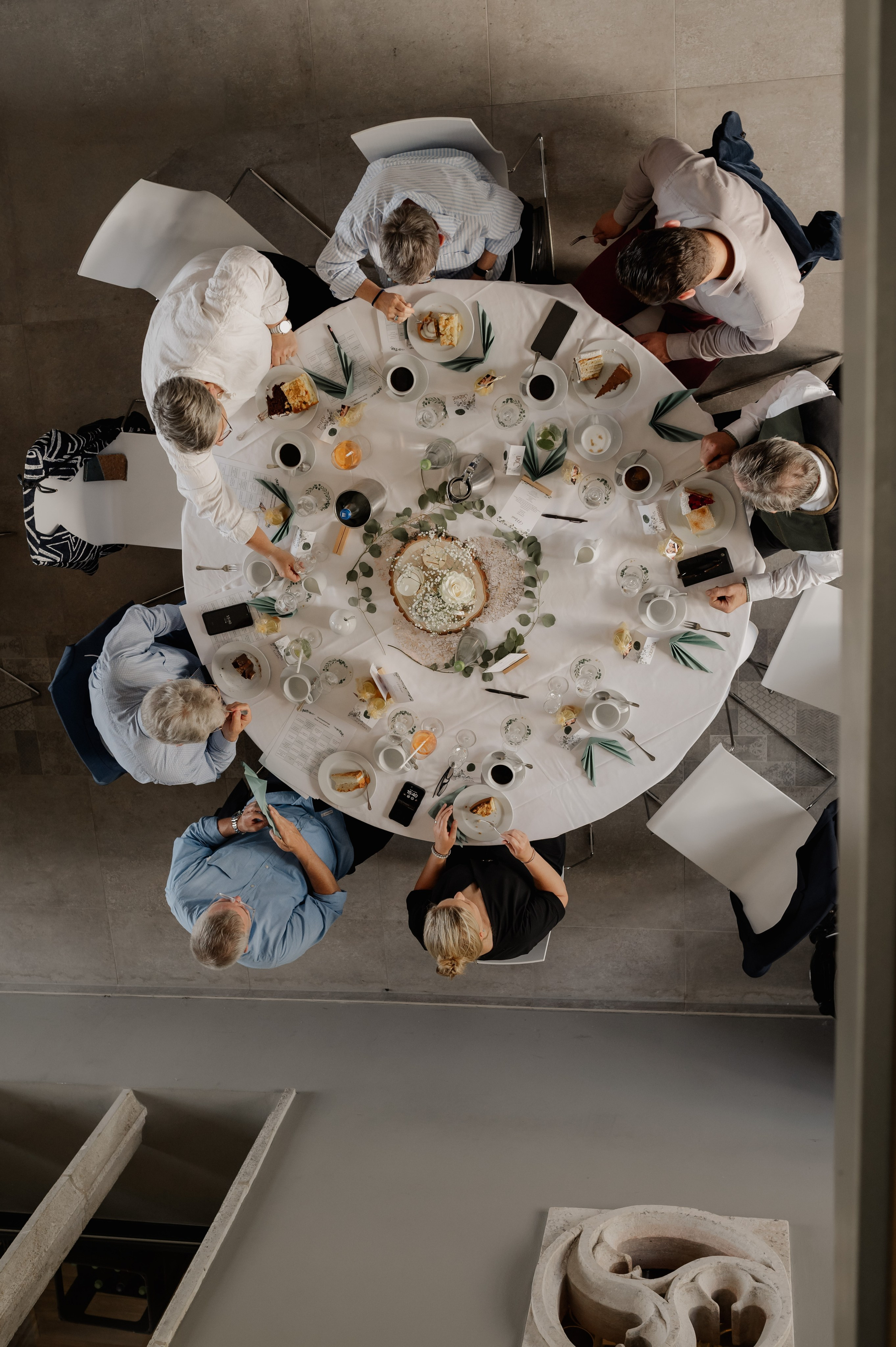 VON LIEBE GETRAGEN: JA-WORT UND TAUFE IN ANSBACH. Фотограф в Нюрнберге Ирина Менерт из Ансбаха