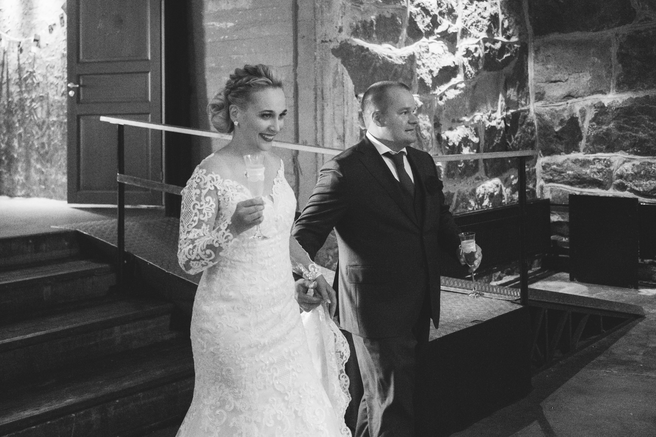 Heli&Sami, hääkuvaus Agroksenmäen holvikellari