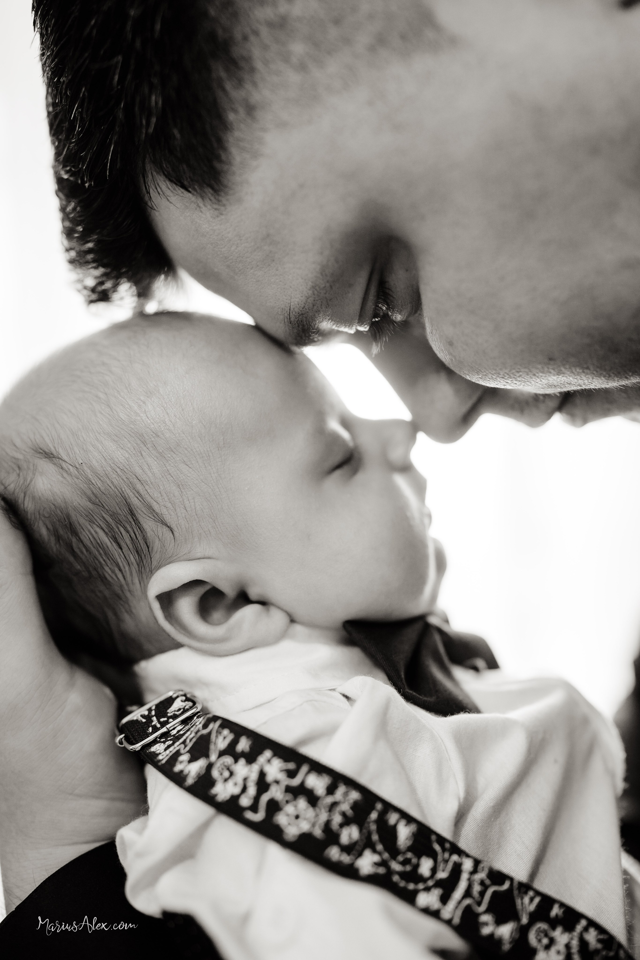 Micutul Mathias - Cel mai distractiv botez. Marius Alex fotograf de eveniment si portret din Suceava