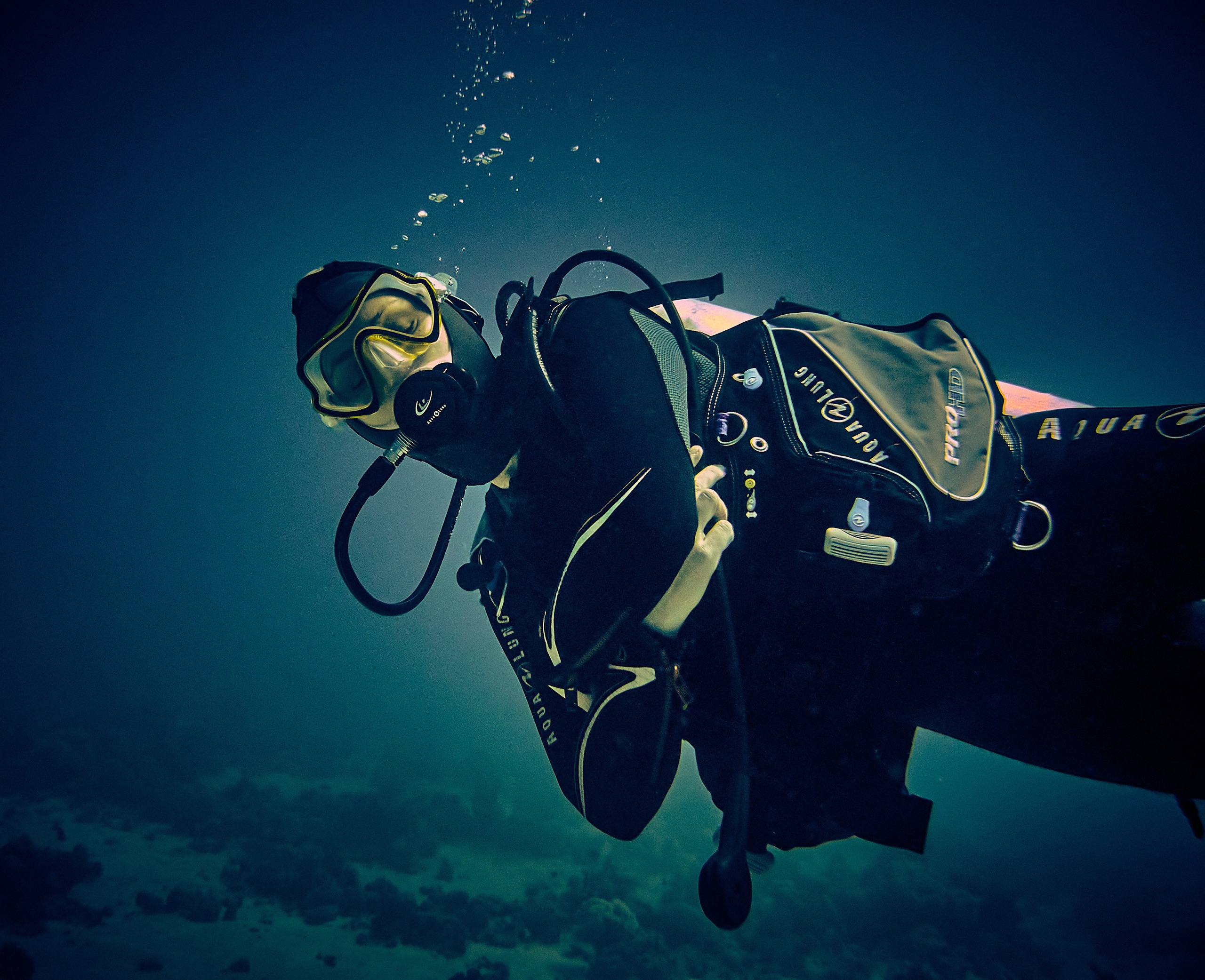 Fotograf podwodny Andriej Szypiłow. Portret podwodny. Underwater photographer Andriej Szypilow. Underwater portrait.