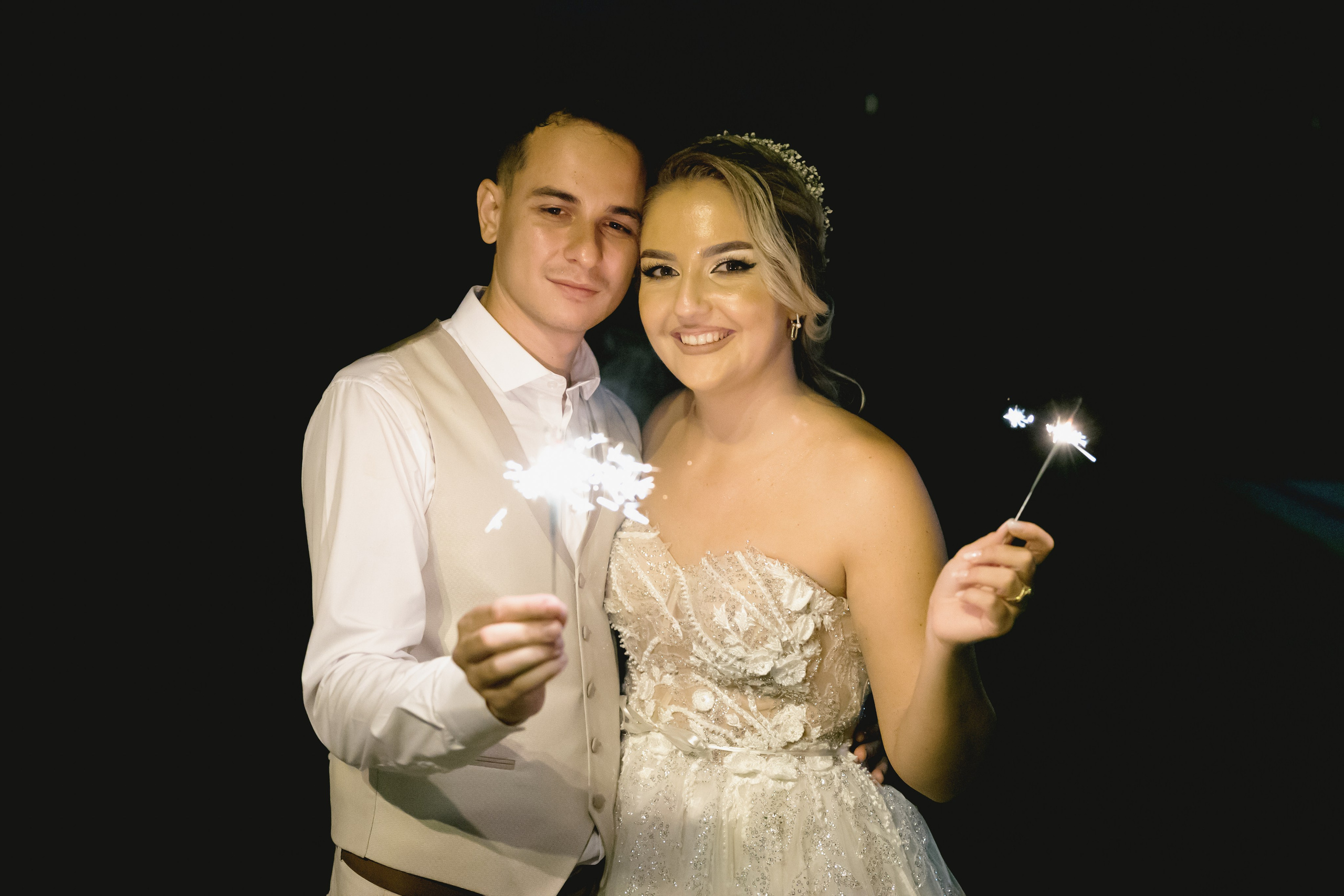 Nunta Targu-Jiu. MDimaFotoStudio. Fotograf de nuntă, evenimente private și de familie