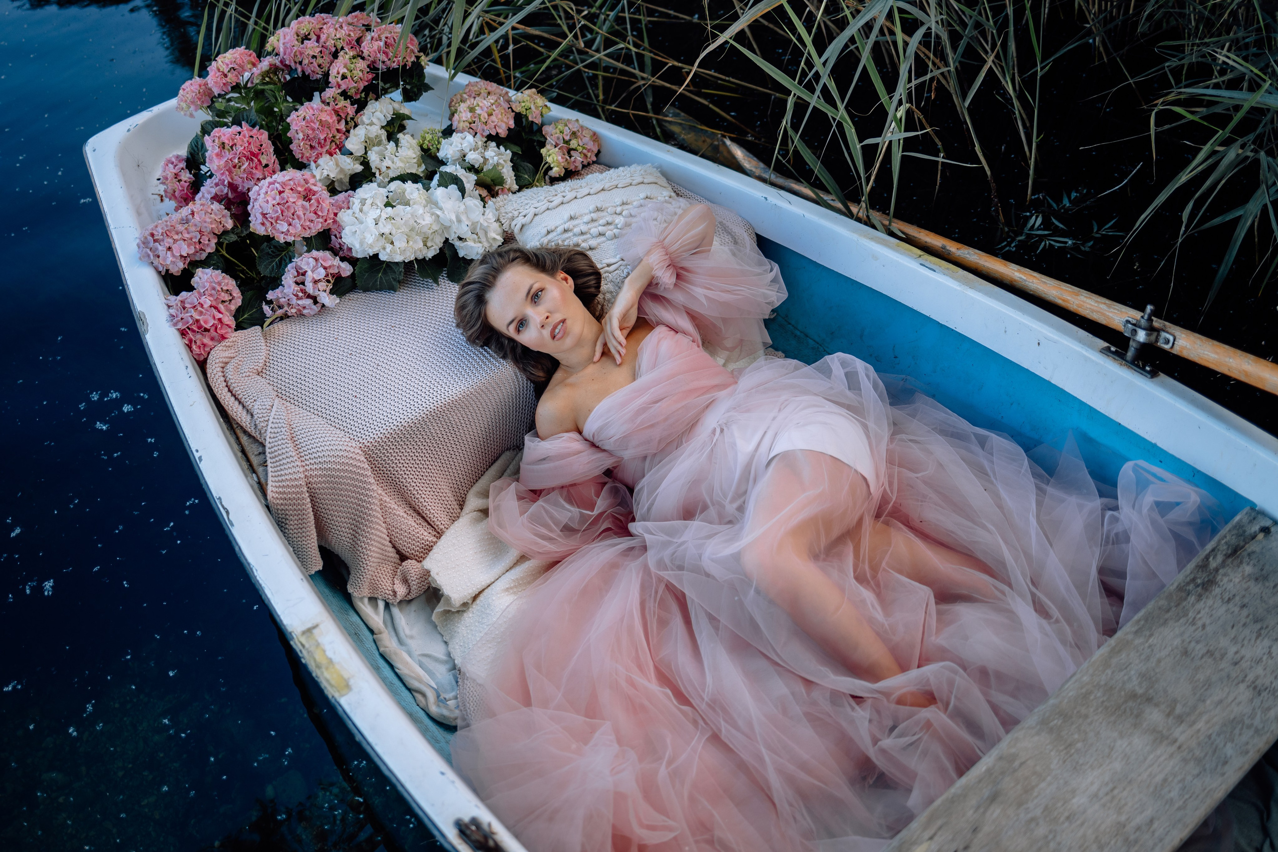 Das Boot mit Blumen. Hochzeitsfotograf München Taufe Familienfotograf Tanja Mauke