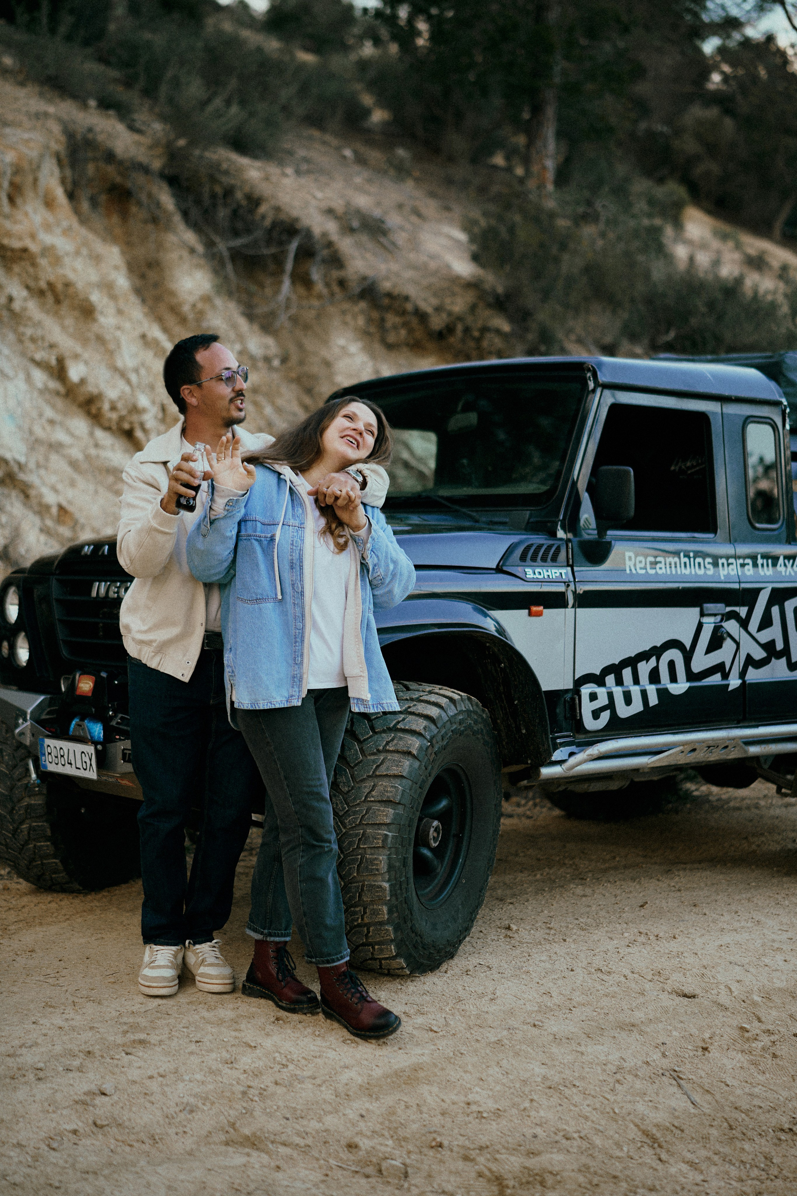 Луис и Лена. Машина. Фотограф в Барселоне Жанна Захарченко