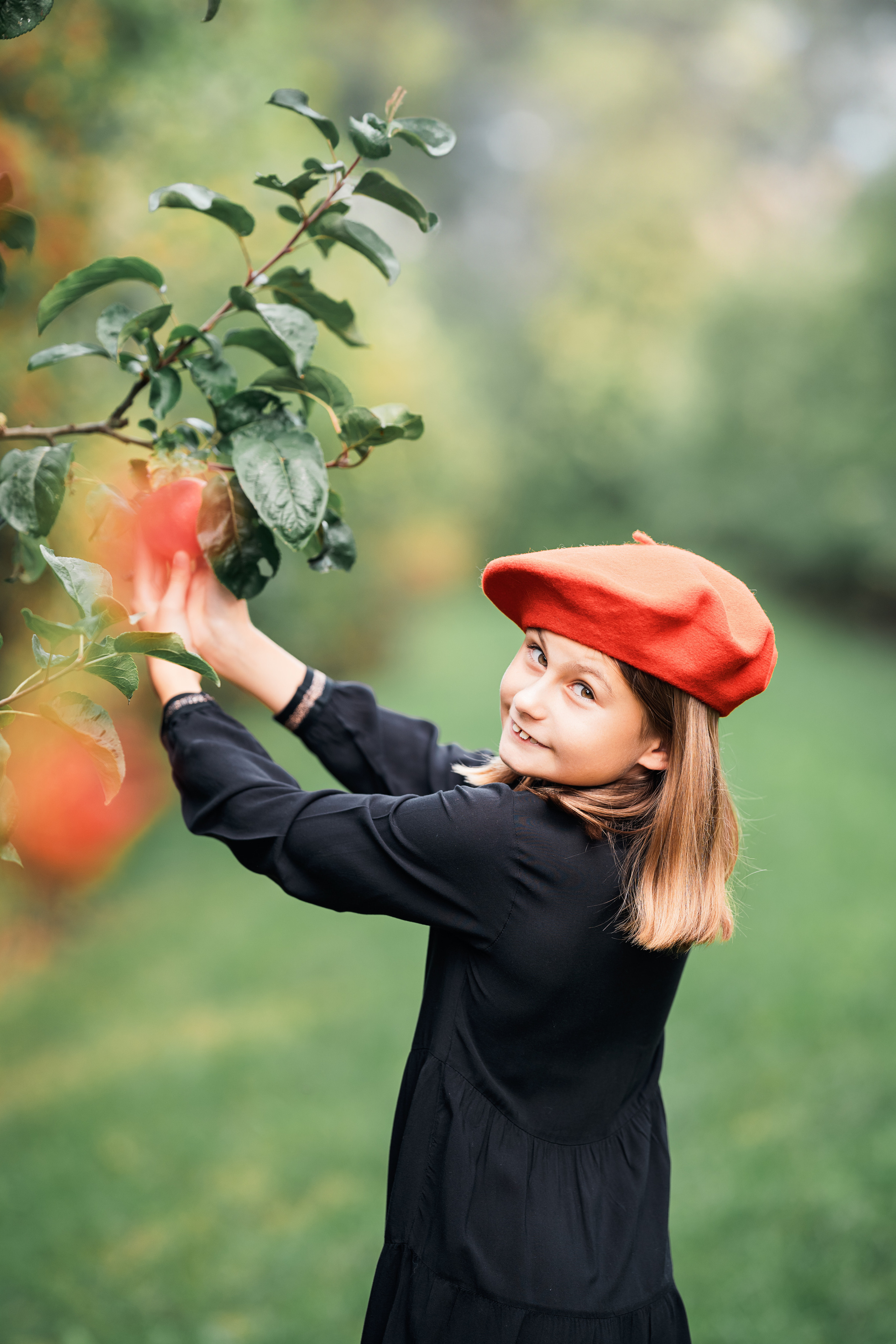 Яблочный сад. Family, Lifestyle and Portrait photograher in Trier, Germany