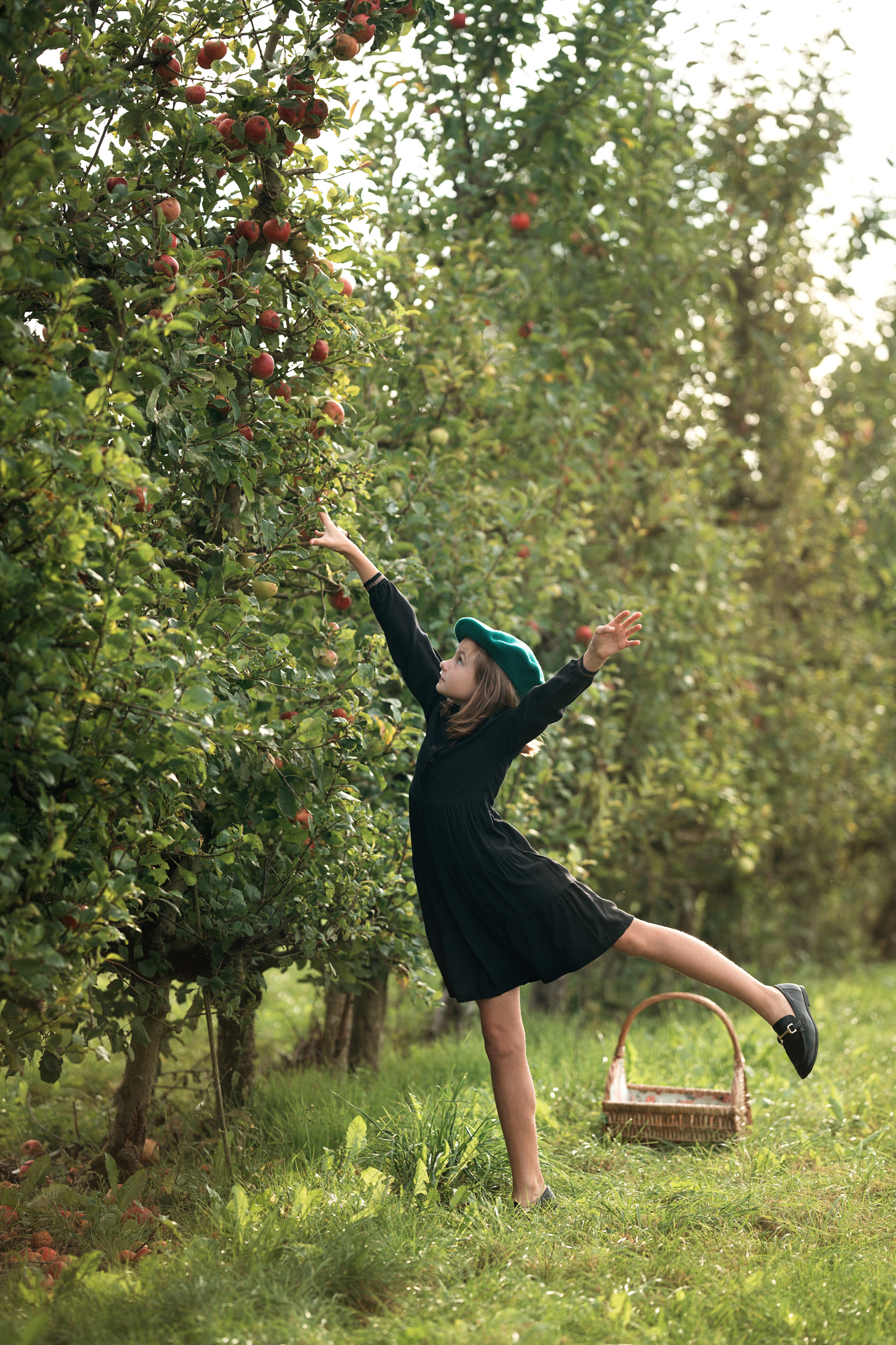 Яблочный сад. Family, Lifestyle and Portrait photograher in Trier, Germany