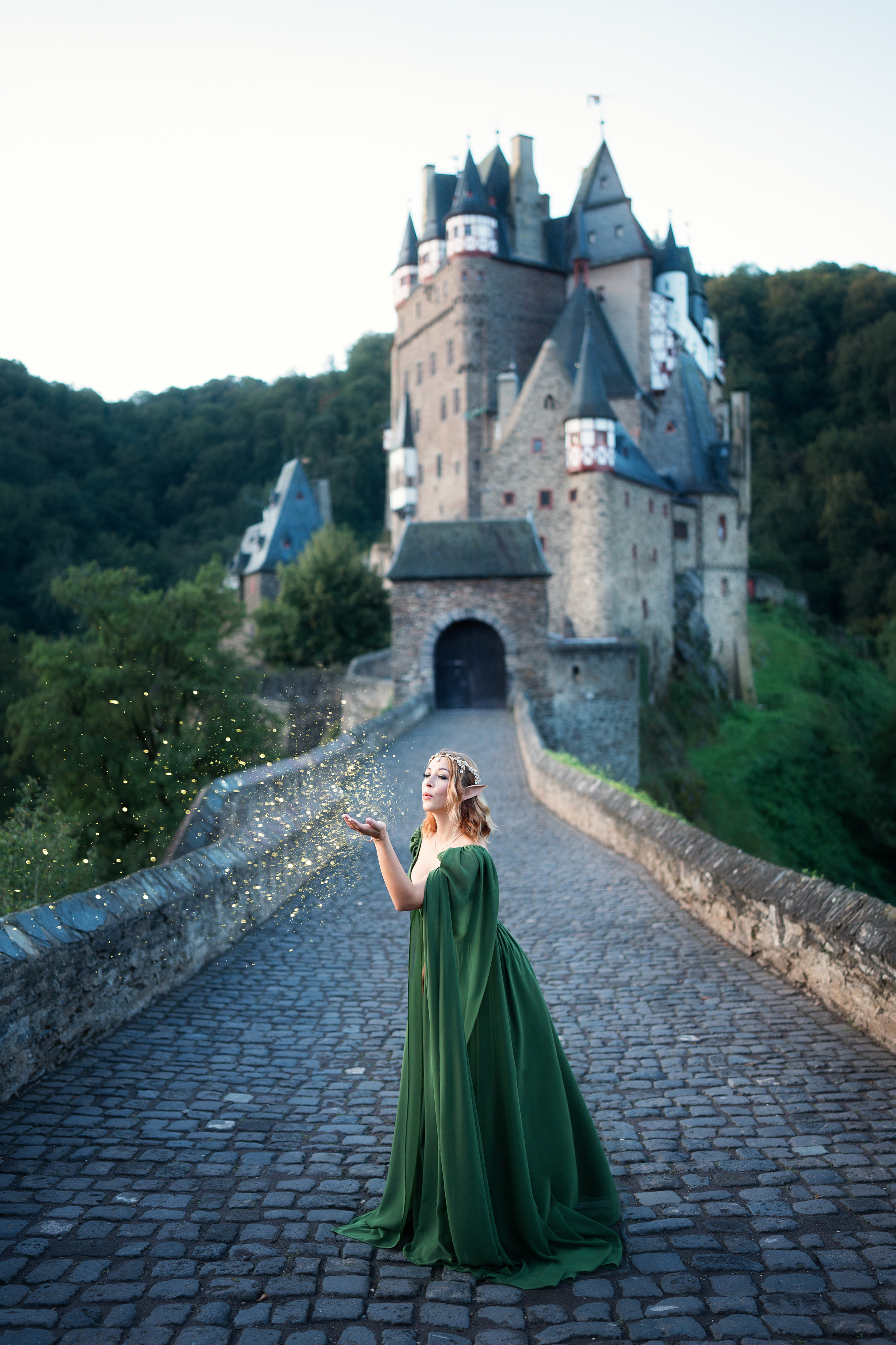 Fairytail shooting in the castle. Family, Lifestyle and Portrait photograher in Trier, Germany
