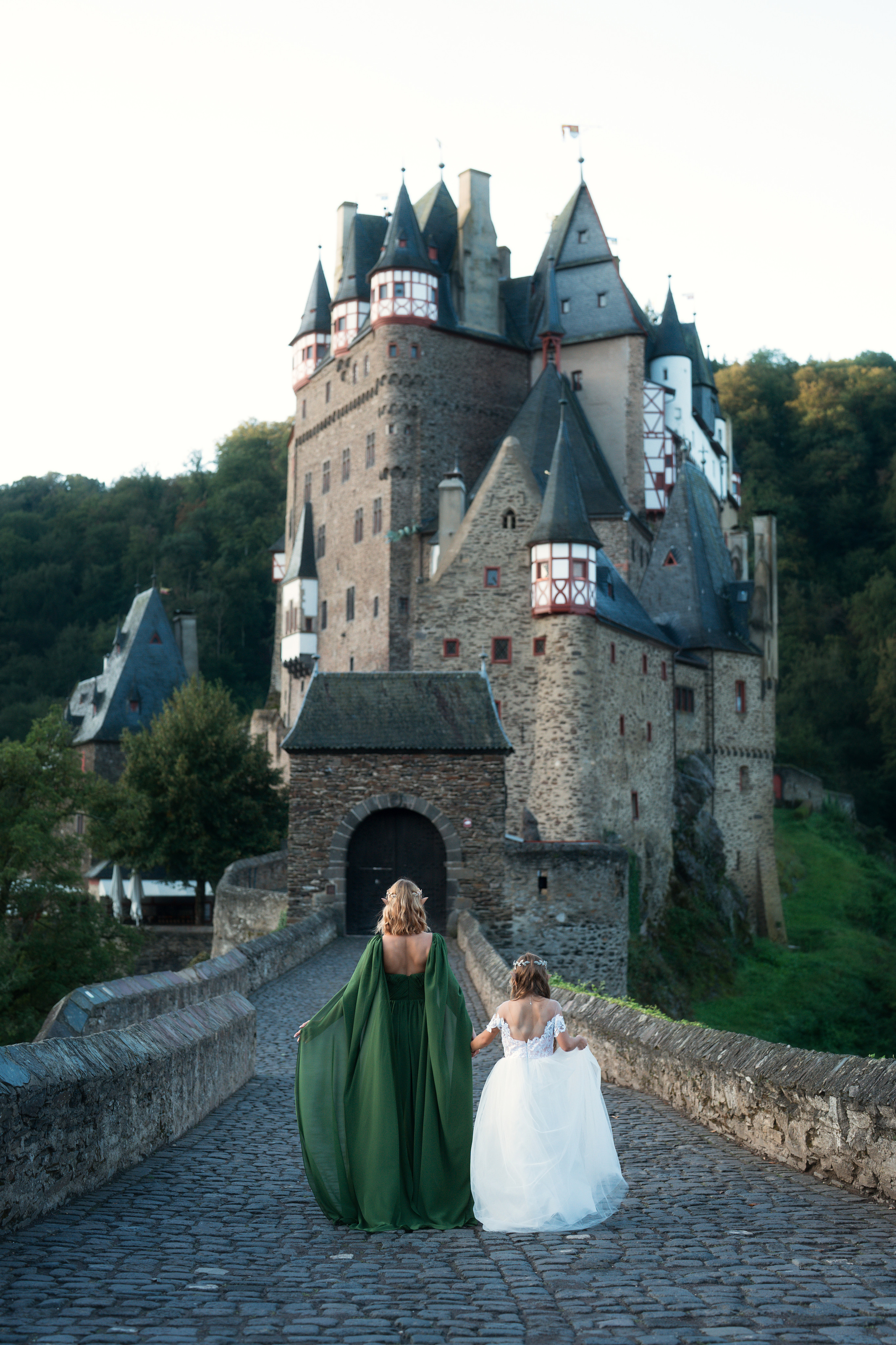 Fairytail shooting in the castle. Family, Lifestyle and Portrait photograher in Trier, Germany