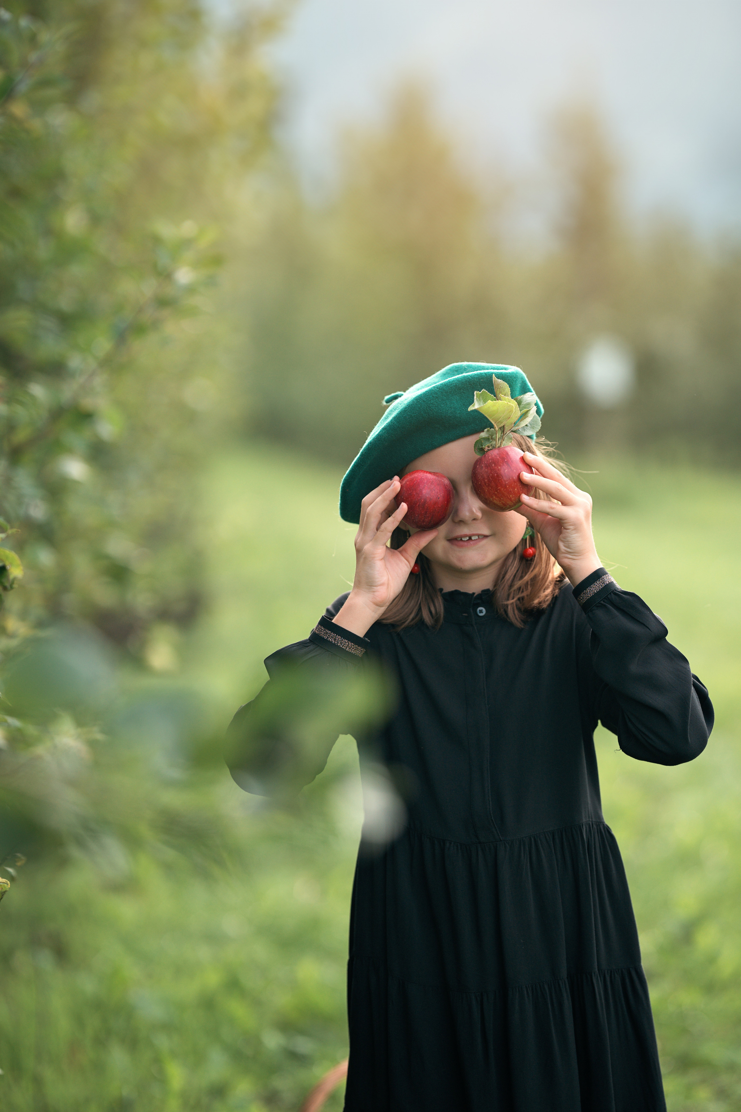 Яблочный сад. Family, Lifestyle and Portrait photograher in Trier, Germany