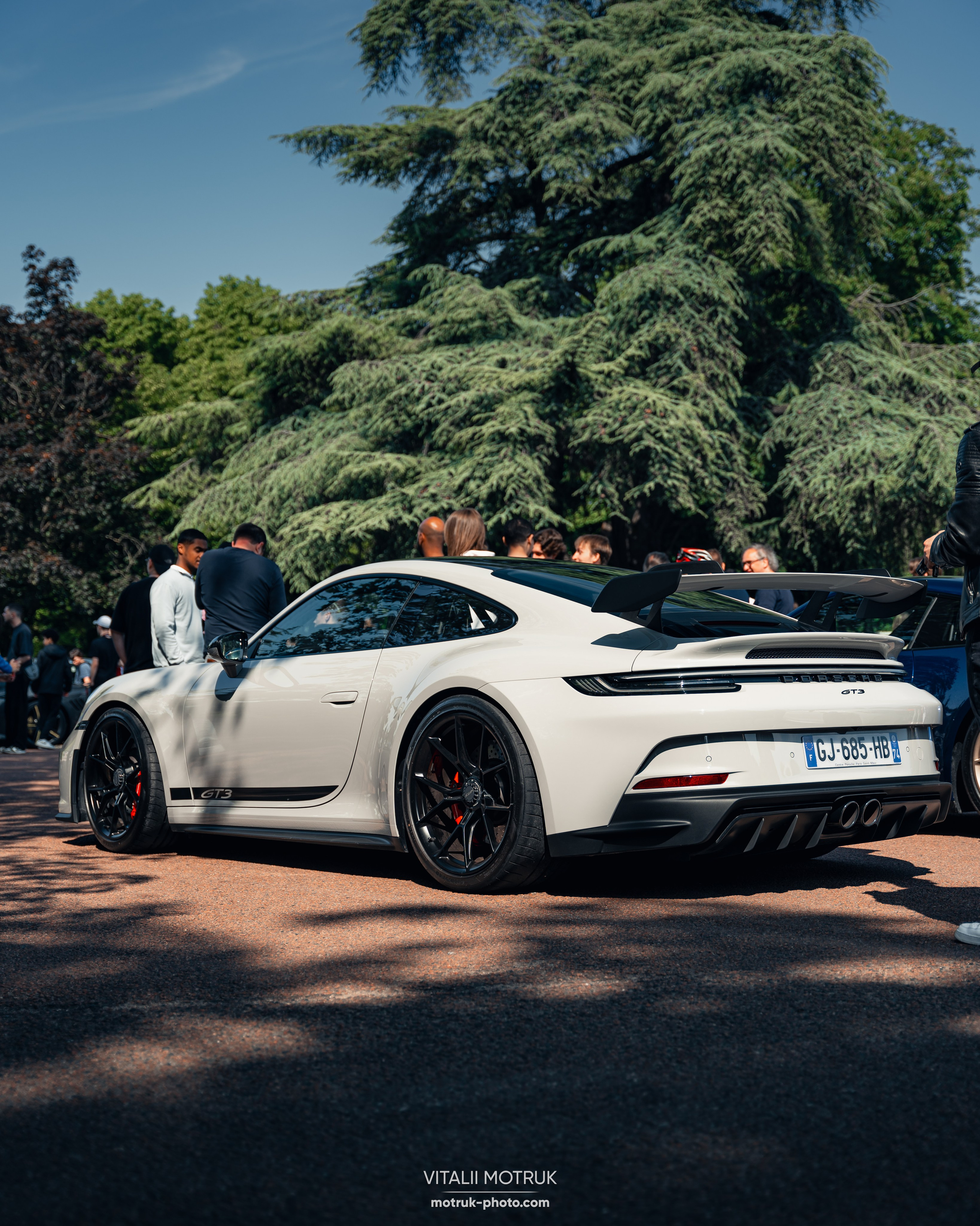 Rassemblement Auteuil 20 mai 2024. Photographe de voitures à Paris — Vitalii Motruk