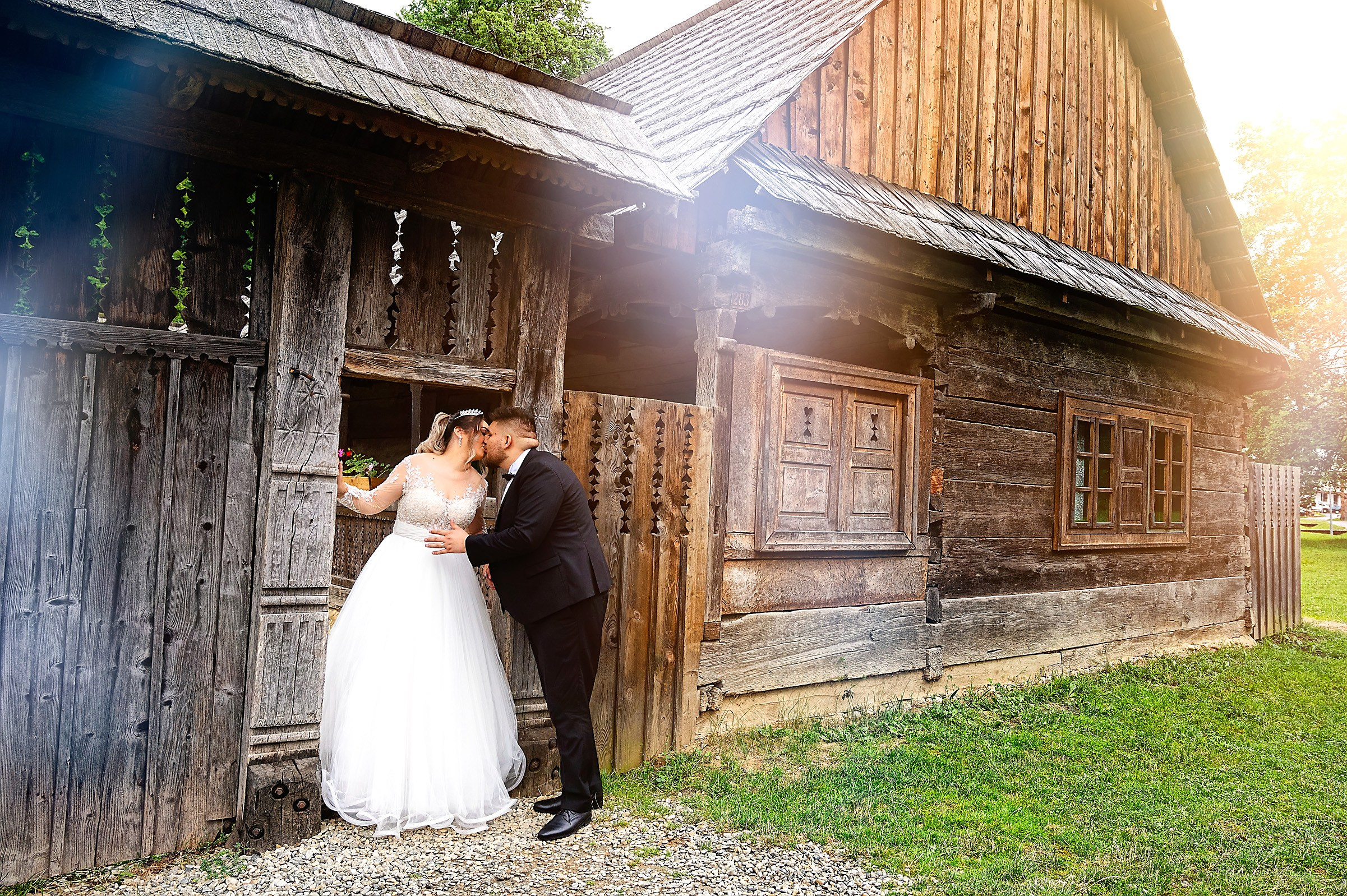 Sedință Trash the Dress Maria Cristina & Albert, Sibiu, Muzeul Astra, Transfăgărășan, Manastirea Curtea de Arges