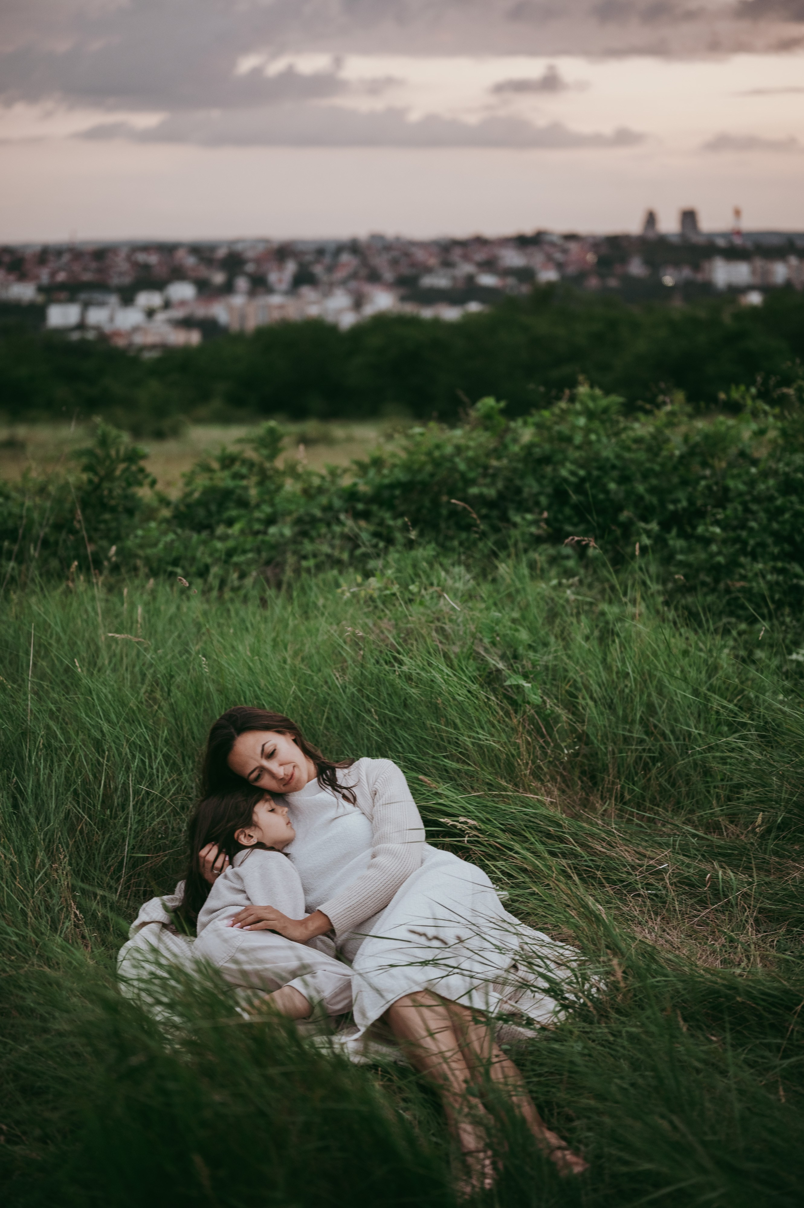 Bojana i Srna / mammy and me photosession. Deciji i porodicni fotograf u Beogradu Oksana Skendzic